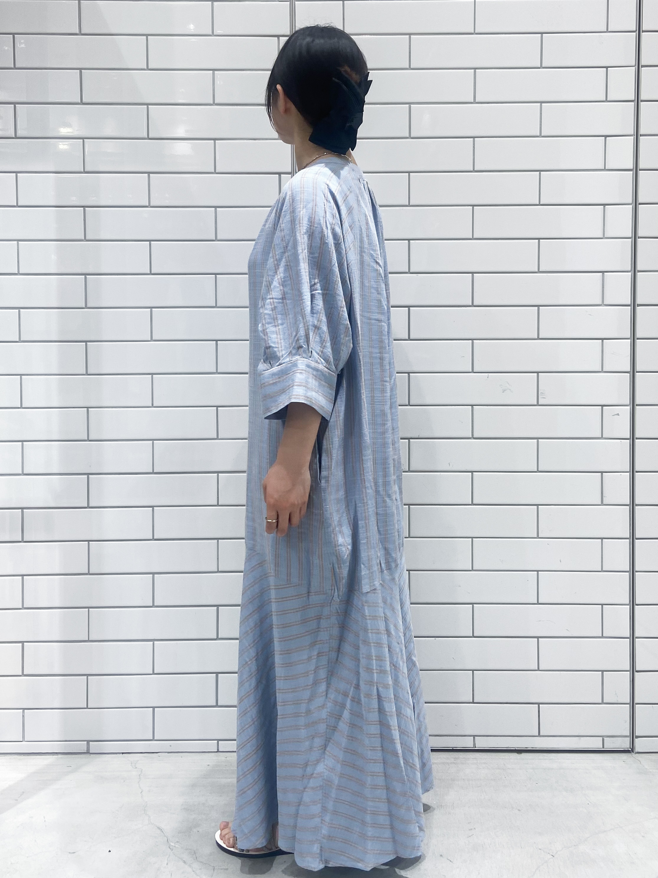 kimiさんの「OPAQUE.CLIP｜キーネックロングワンピース【洗える】」を使ったコーディネート