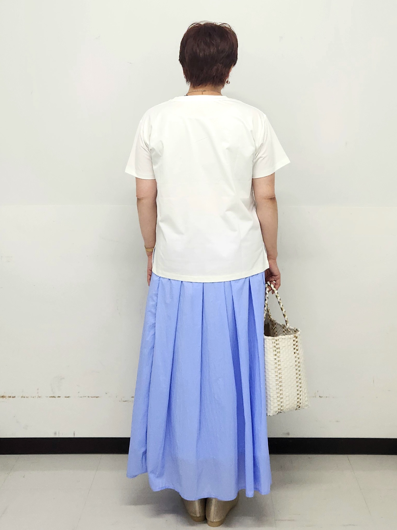メイポンさんの「OPAQUE.CLIP｜ロゴプリント＆刺繍Tシャツ【洗濯機OK】」を使ったコーディネート