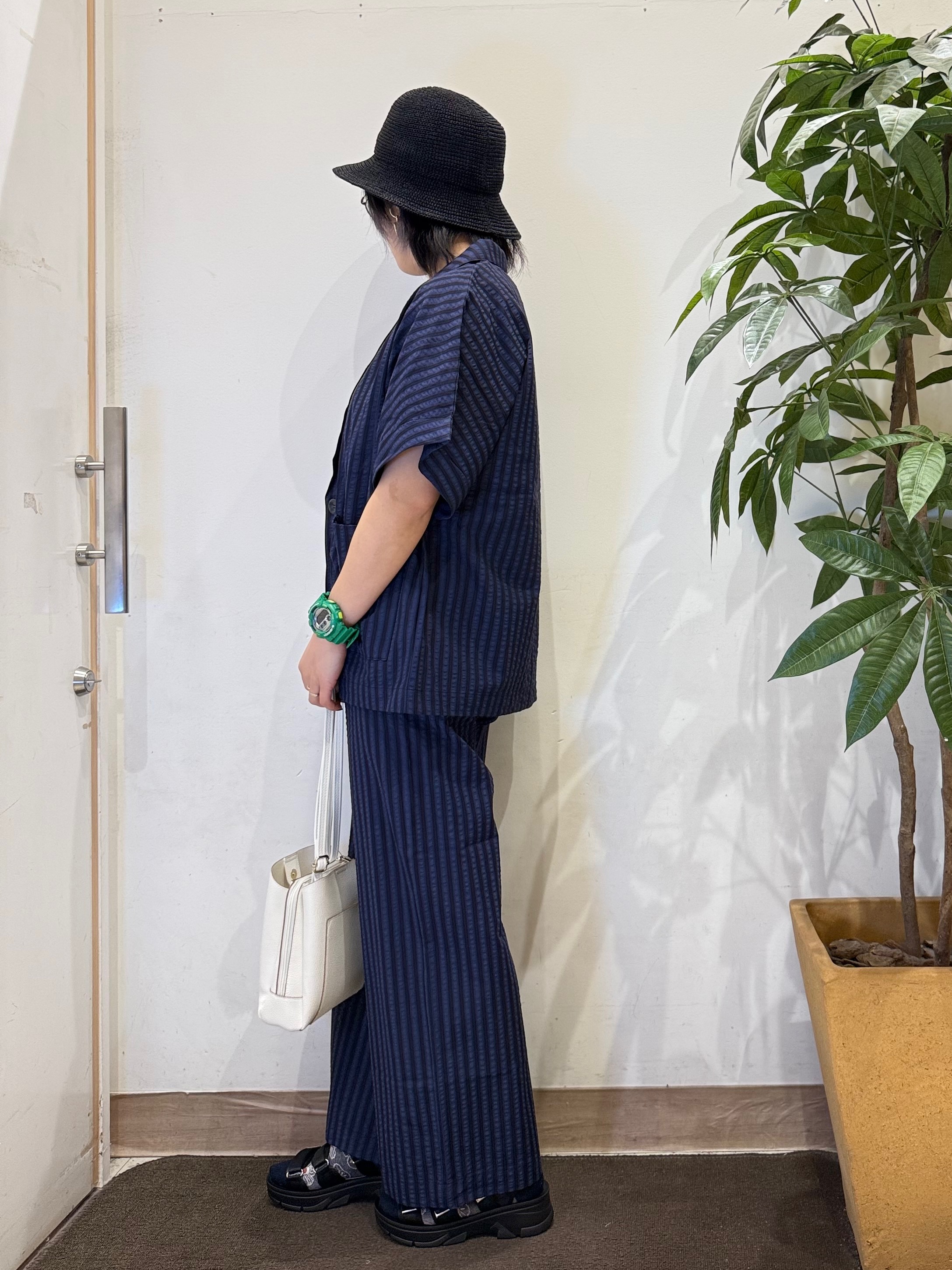 misakiさんの「SHOO･LA･RUE｜【S-LL/吸水速乾/セットアップ可】羽織るだけで主役になる サッカーストライプシャツジャケット」を使ったコーディネート