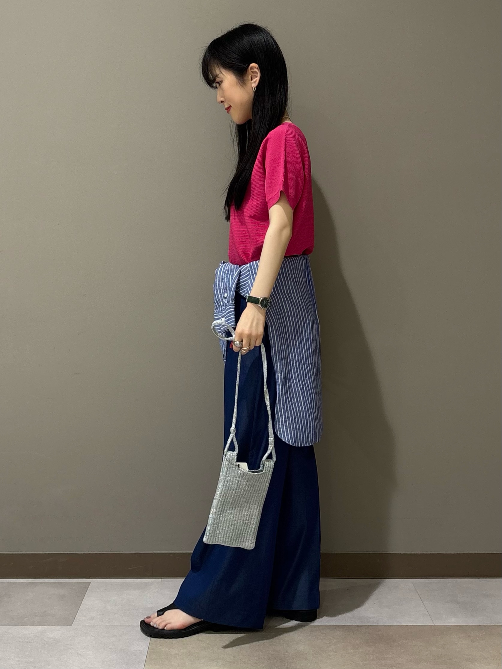 KEIKOさんの「INDIVI｜【洗える】ガーター編みVネックニットT」を使ったコーディネート