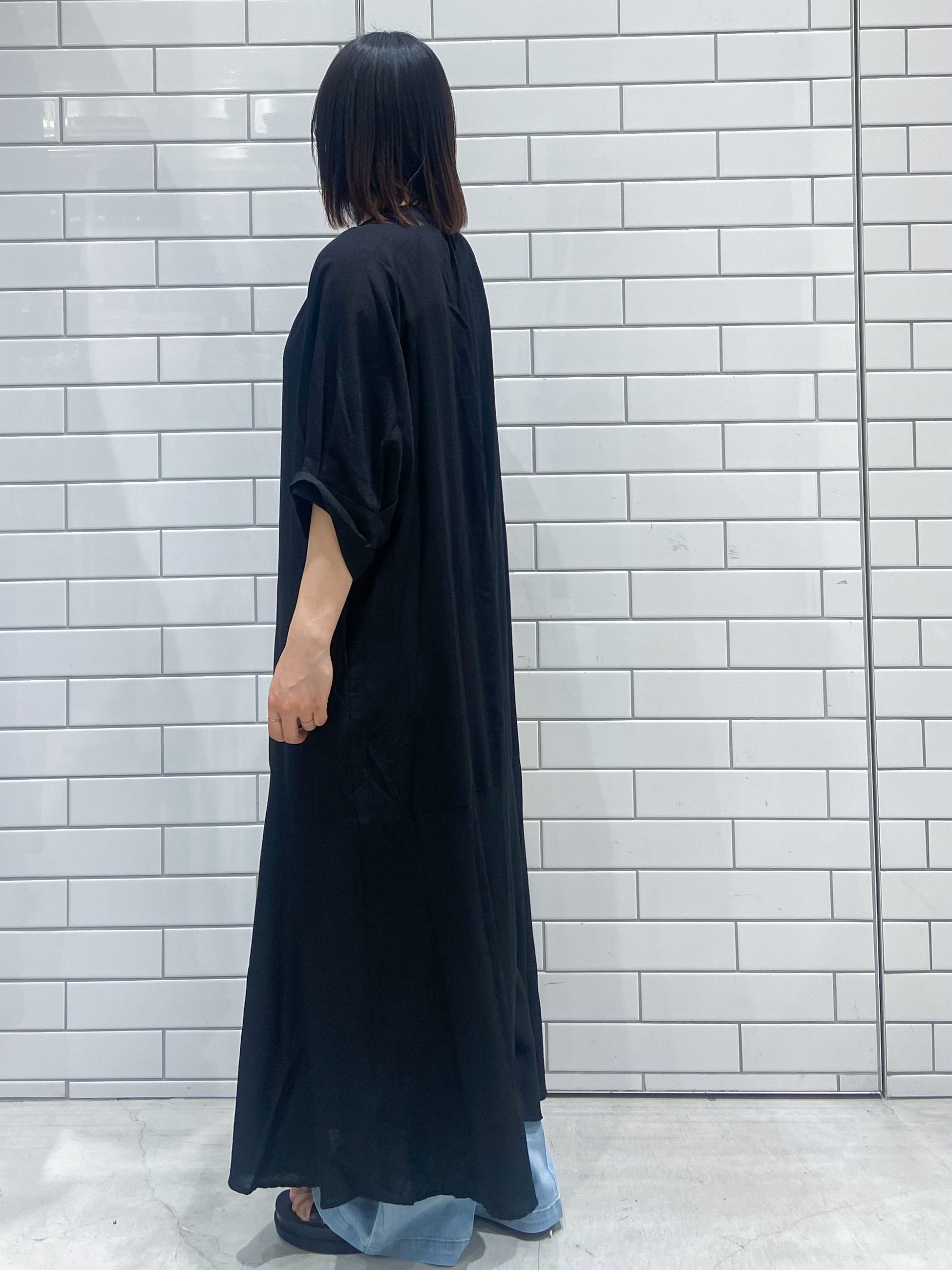 kimiさんの「OPAQUE.CLIP｜キーネックロングワンピース【洗える】」を使ったコーディネート