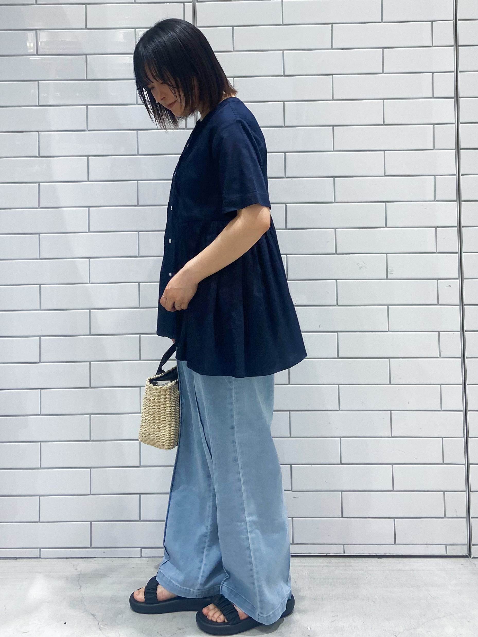 kimiさんの「OPAQUE.CLIP｜ピンタックアシメペプラムブラウス【洗濯機ＯＫ】」を使ったコーディネート