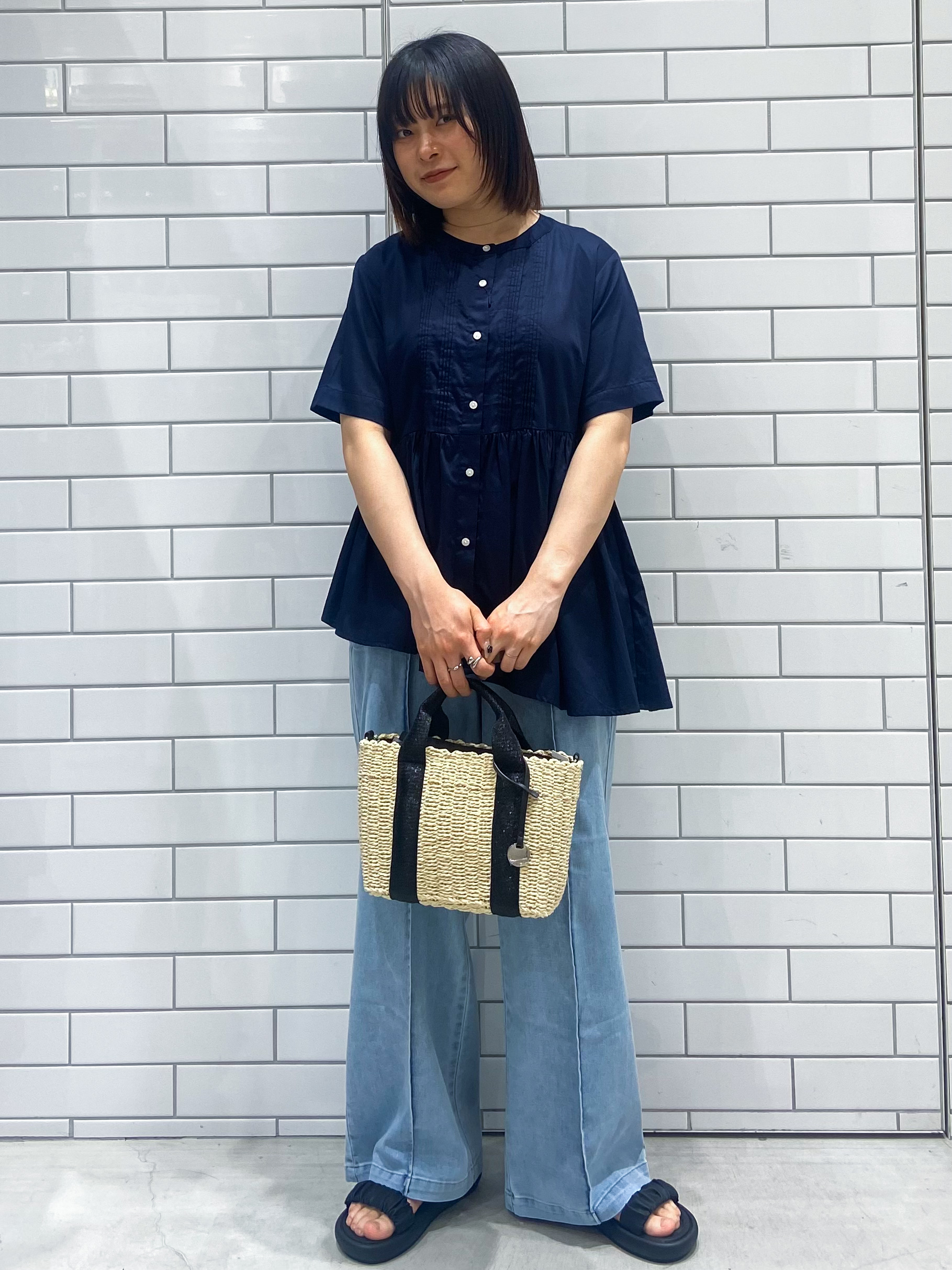 kimiさんの「OPAQUE.CLIP｜ピンタックアシメペプラムブラウス【洗濯機ＯＫ】」を使ったコーディネート