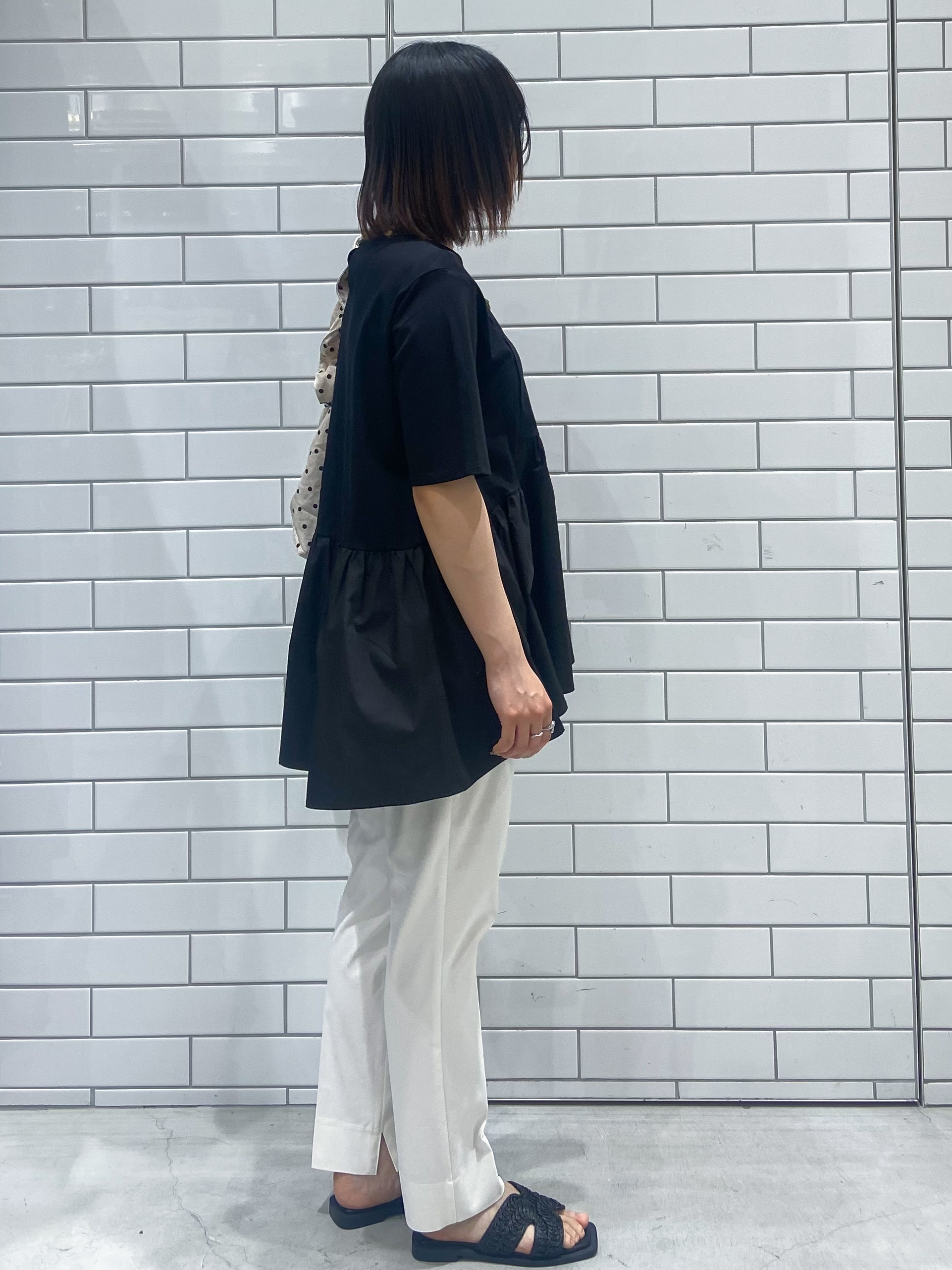 kimiさんの「OPAQUE.CLIP｜ペプラムドッキングカットソー【洗濯機OK】」を使ったコーディネート