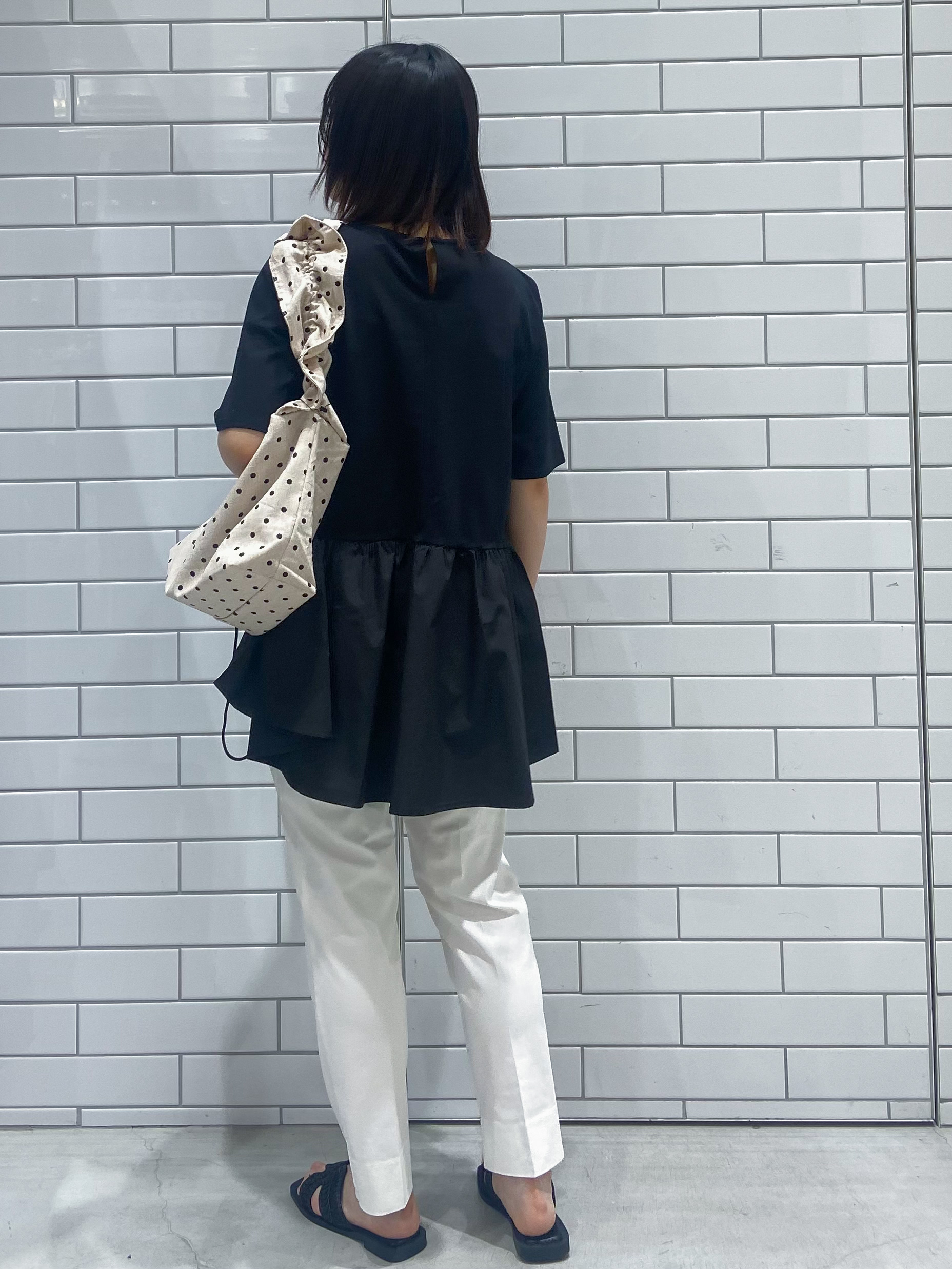 kimiさんの「OPAQUE.CLIP｜ペプラムドッキングカットソー【洗濯機OK】」を使ったコーディネート