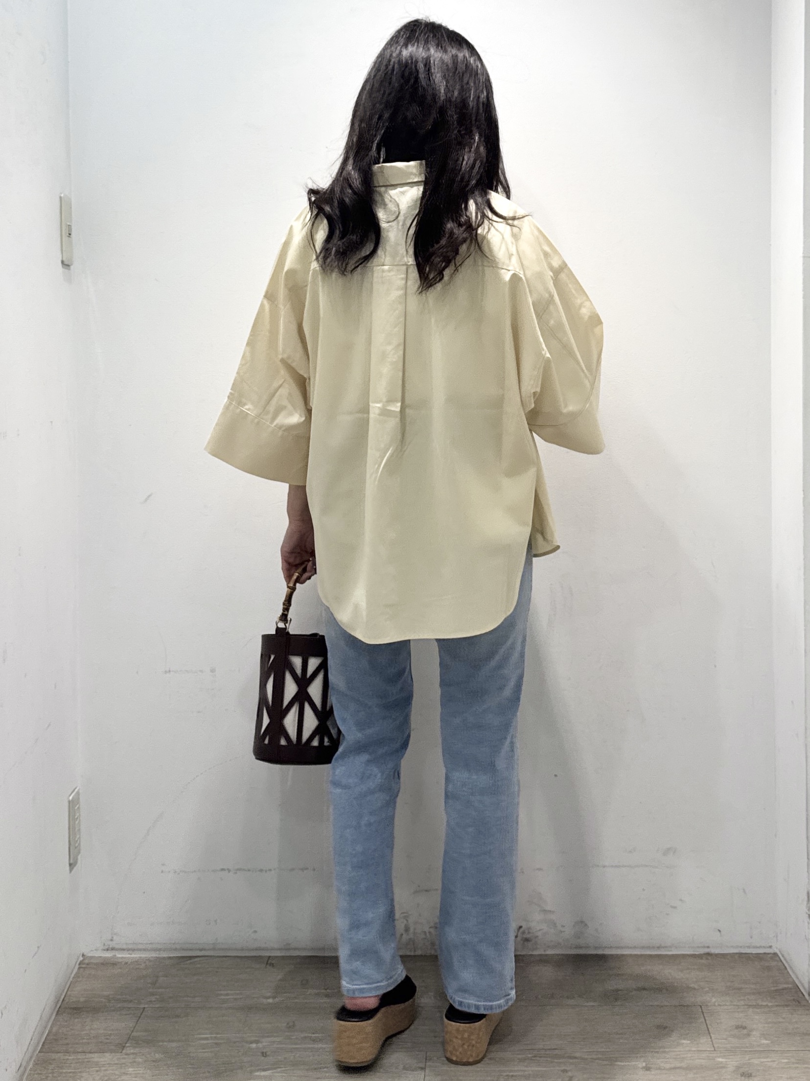 yuicciさんの「OPAQUE.CLIP｜【接触冷感】ハーフスリーブシャツ《洗濯機OK／防シワ加工》」を使ったコーディネート