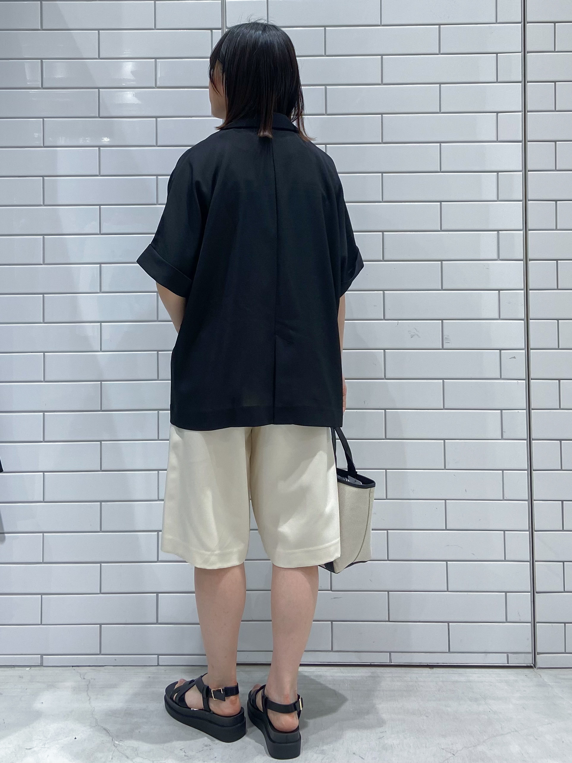 kimiさんの「OPAQUE.CLIP｜【接触冷感／吸水速乾／防シワ】リネンライクテーラードジャケット《洗濯機OK》」を使ったコーディネート