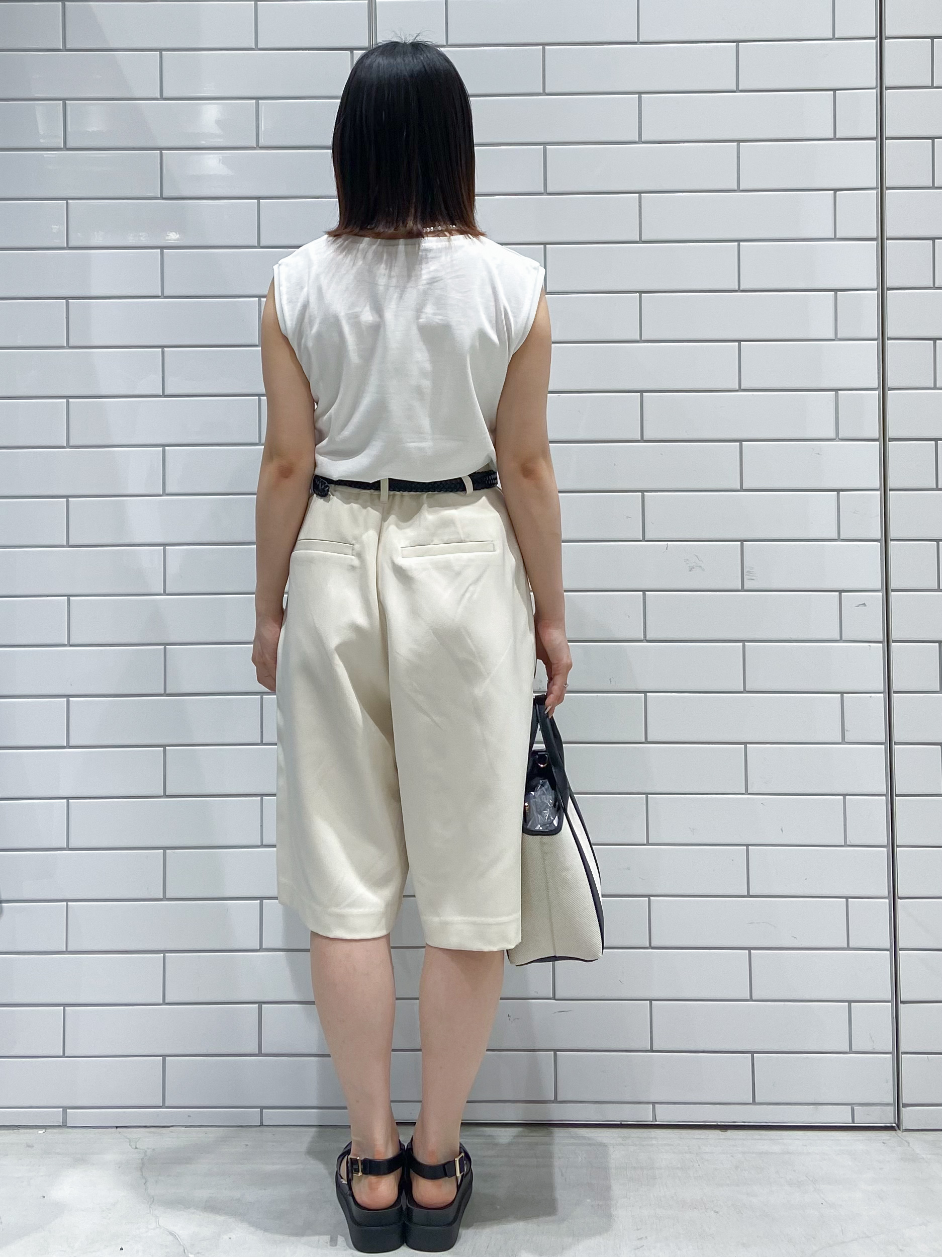 kimiさんの「OPAQUE.CLIP｜マルチボーダーアソート ノースリーブTシャツ【洗濯機OK】」を使ったコーディネート