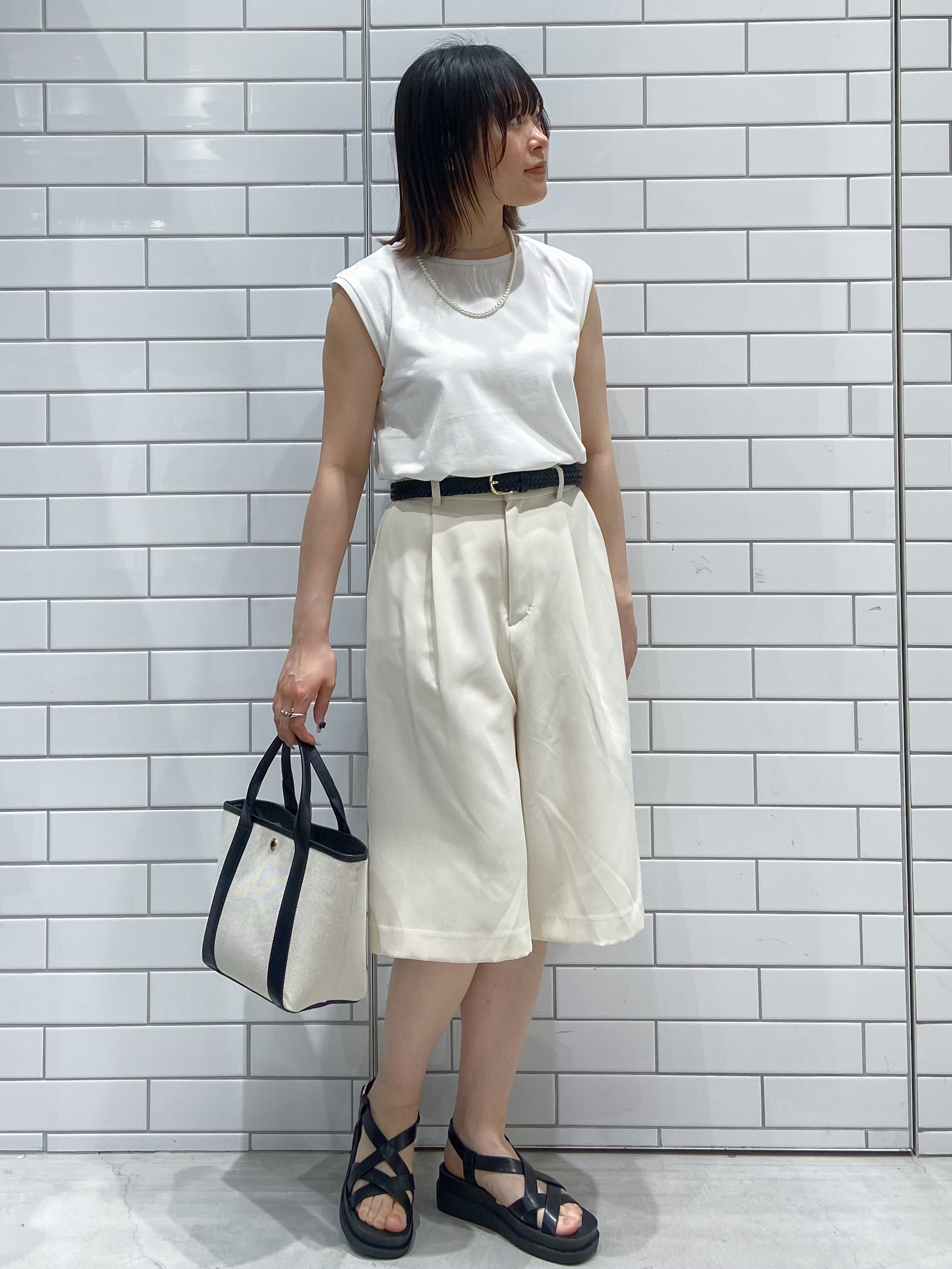 kimiさんの「OPAQUE.CLIP｜マルチボーダーアソート ノースリーブTシャツ【洗濯機OK】」を使ったコーディネート