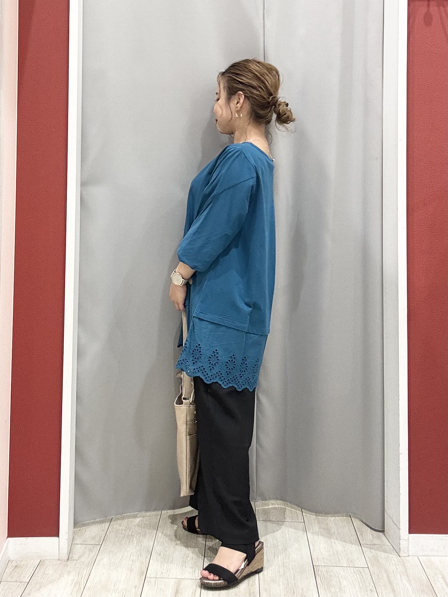 shioさんの「SHOO･LA･RUE｜【通気性〇/洗濯機可/S-LL】UVカット機能付き ライトな着心地シャツパーカ」を使ったコーディネート