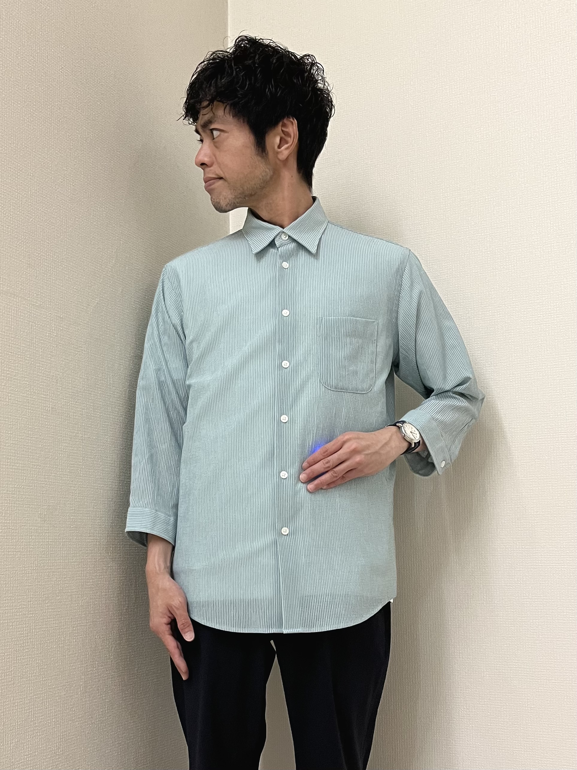 URAさんの「TAKEO KIKUCHI｜【通気性】トリコットサッカー 7分袖シャツ」を使ったコーディネート