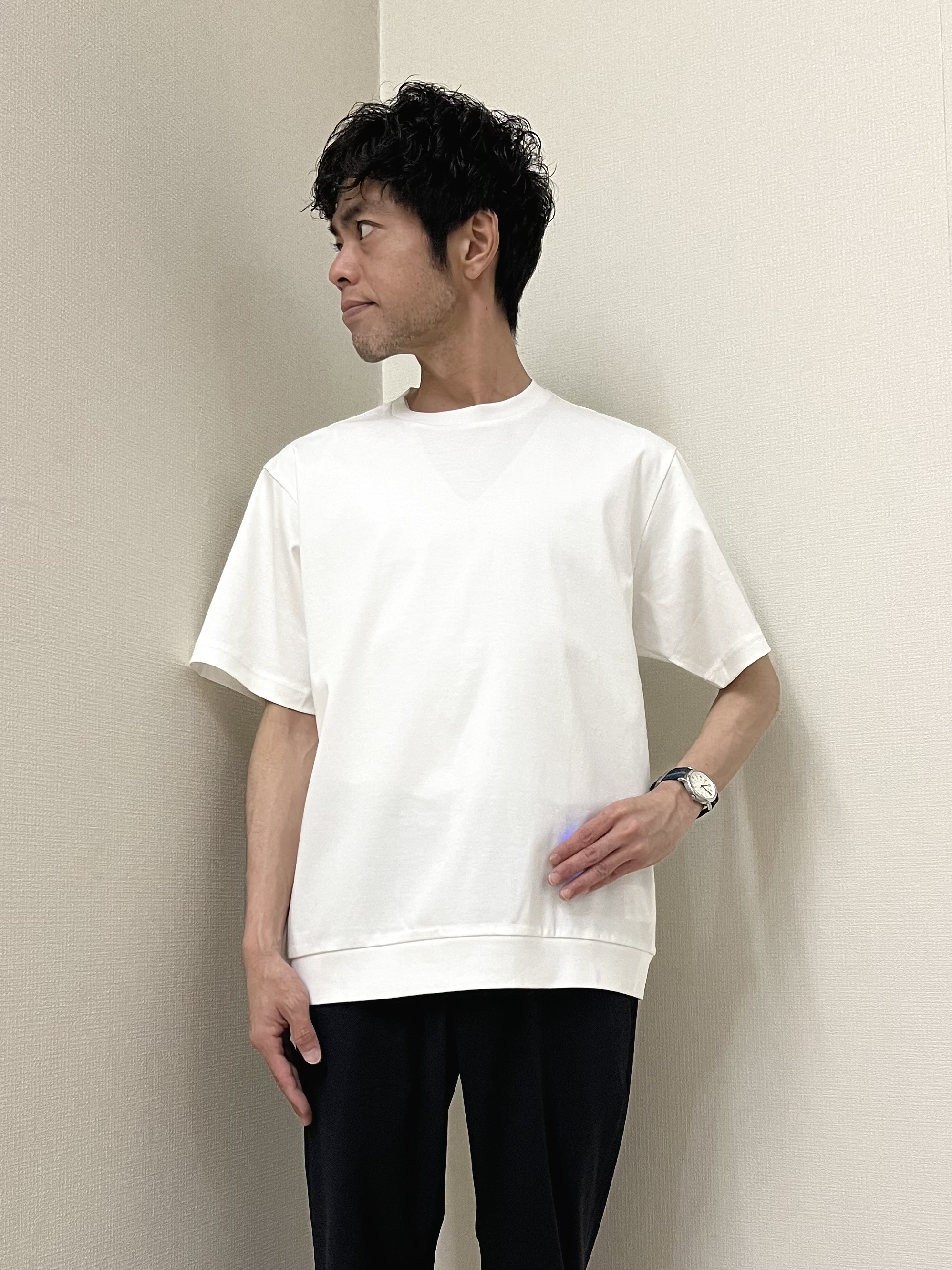 URAさんの「TAKEO KIKUCHI｜【通気性】トリコットサッカー 7分袖シャツ」を使ったコーディネート