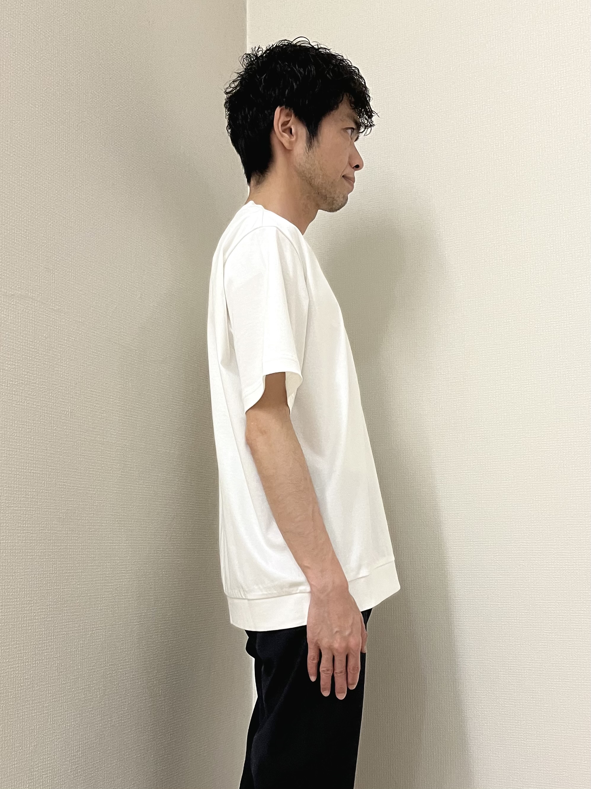 URAさんの「TAKEO KIKUCHI｜【通気性】トリコットサッカー 7分袖シャツ」を使ったコーディネート