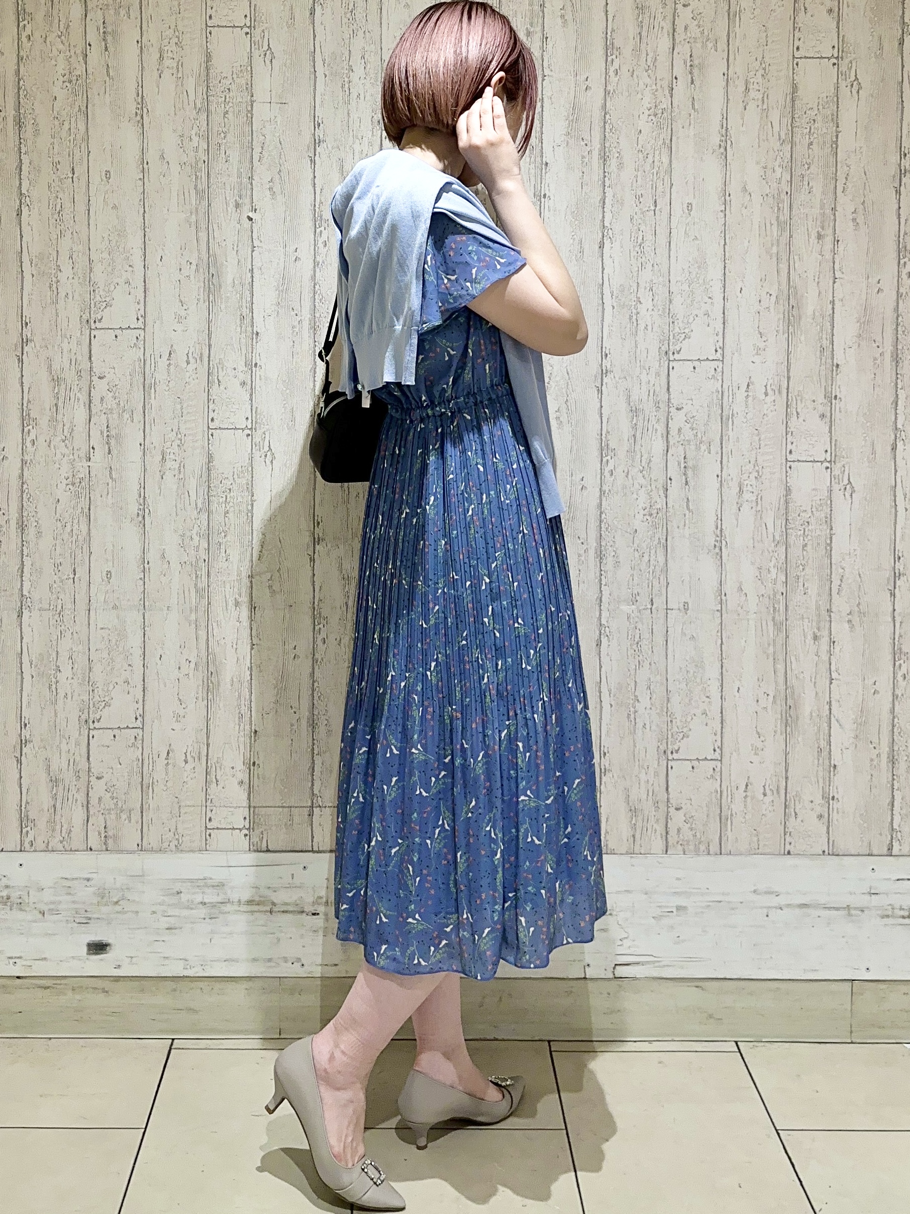 Hana...eさんの「index｜【接触冷感】ビジューボタンカーディガン《抗ピリング／洗濯機OK》」を使ったコーディネート