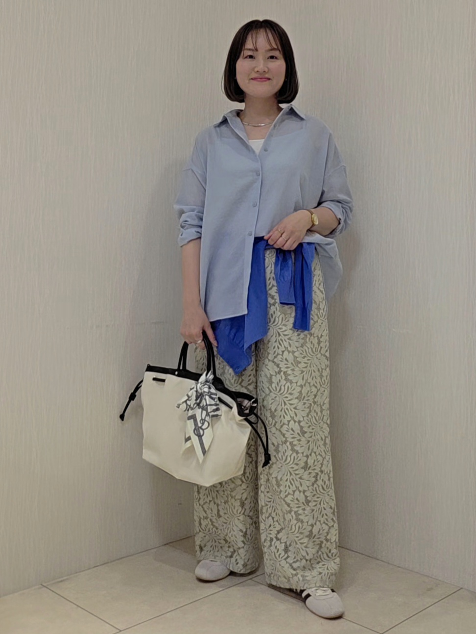 naokoさんの「UNTITLED｜◆【2WAY/マシンウォッシャブル】カシュクールデザインシャツ」を使ったコーディネート