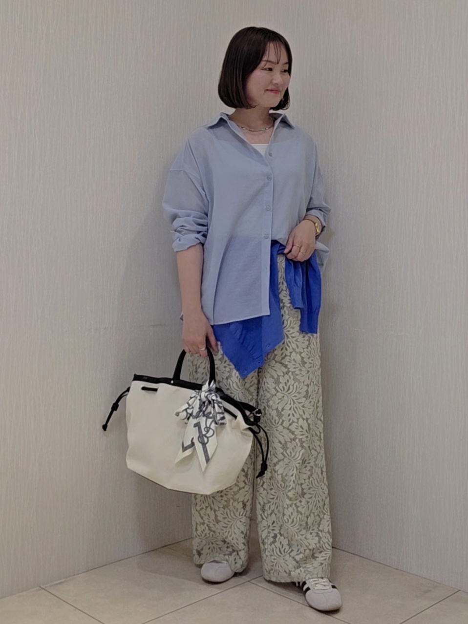 naokoさんの「UNTITLED｜◆【2WAY/マシンウォッシャブル】カシュクールデザインシャツ」を使ったコーディネート