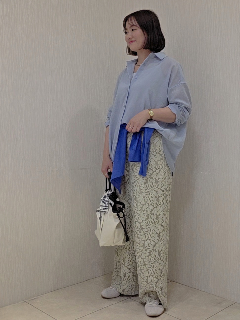 naokoさんの「UNTITLED｜◆【2WAY/マシンウォッシャブル】カシュクールデザインシャツ」を使ったコーディネート