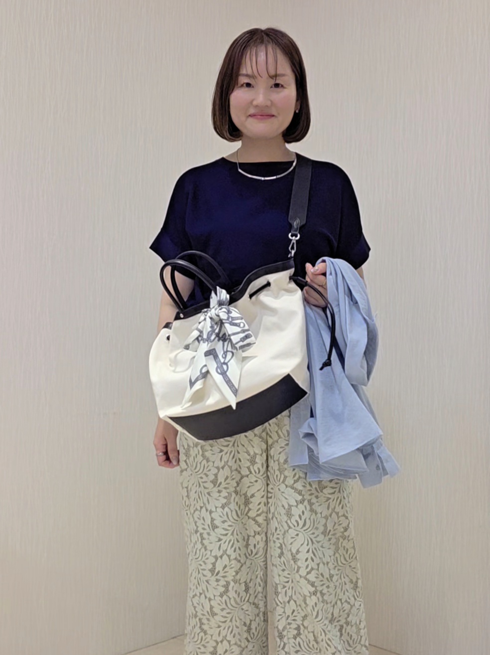 naokoさんの「UNTITLED｜◆【2WAY/マシンウォッシャブル】カシュクールデザインシャツ」を使ったコーディネート