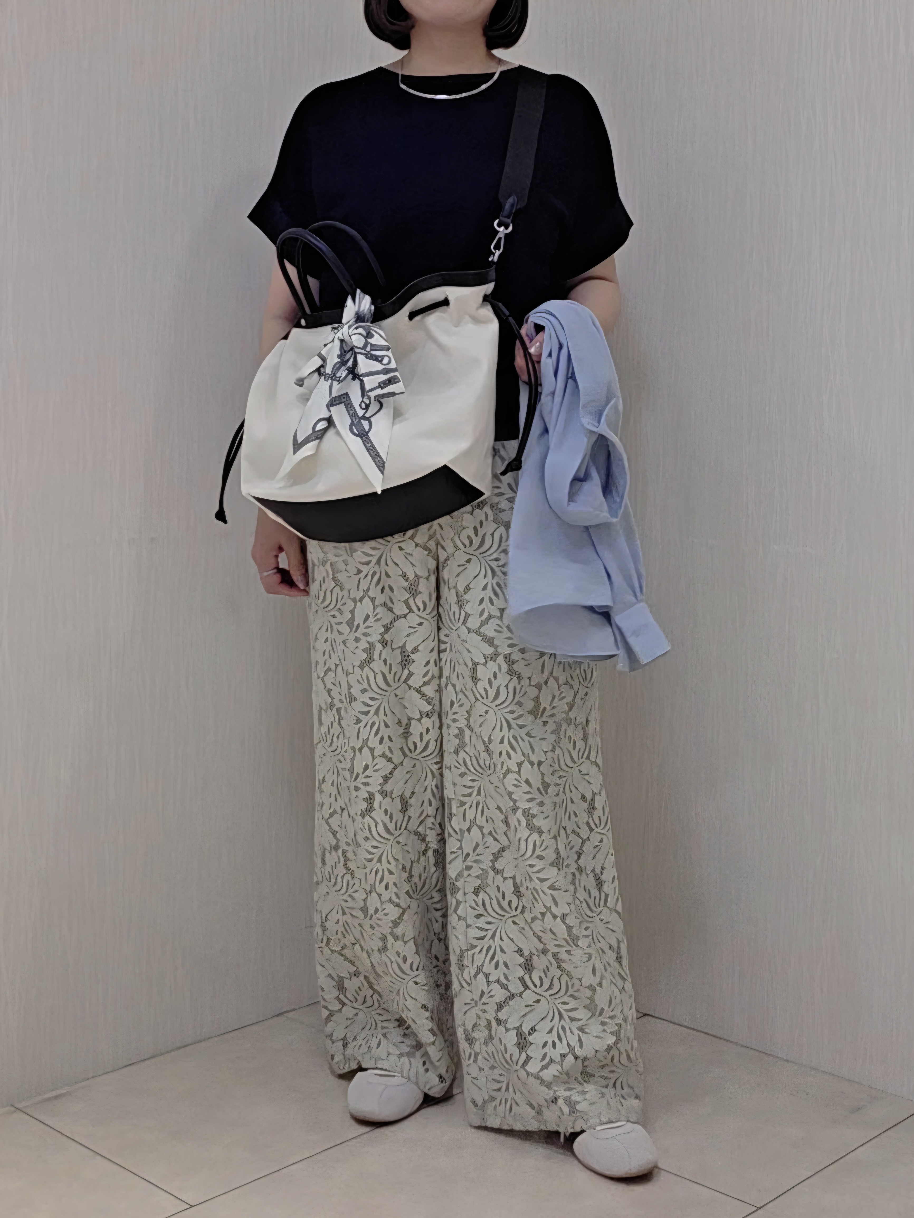 naokoさんの「UNTITLED｜◆【2WAY/マシンウォッシャブル】カシュクールデザインシャツ」を使ったコーディネート