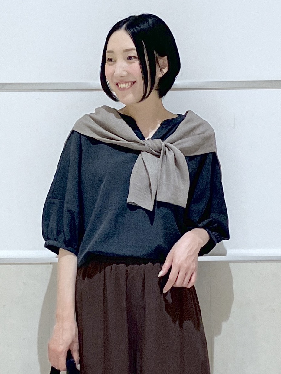 eriko さんの「Dessin｜【洗える】スキッパーライトブラウス」を使ったコーディネート