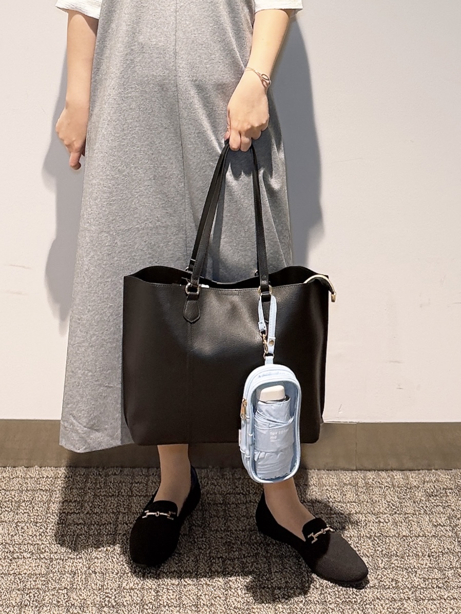 みーさんの「grove｜高評価！【体型カバー/洗える】袖布帛ポンチワンピース」を使ったコーディネート