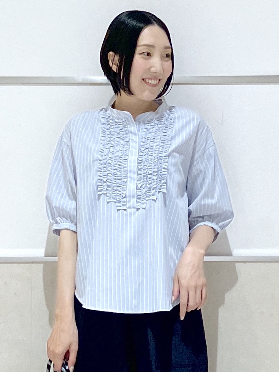eriko さんの「Dessin｜【着映え/洗える】フロントフリル五分袖ブラウス」を使ったコーディネート