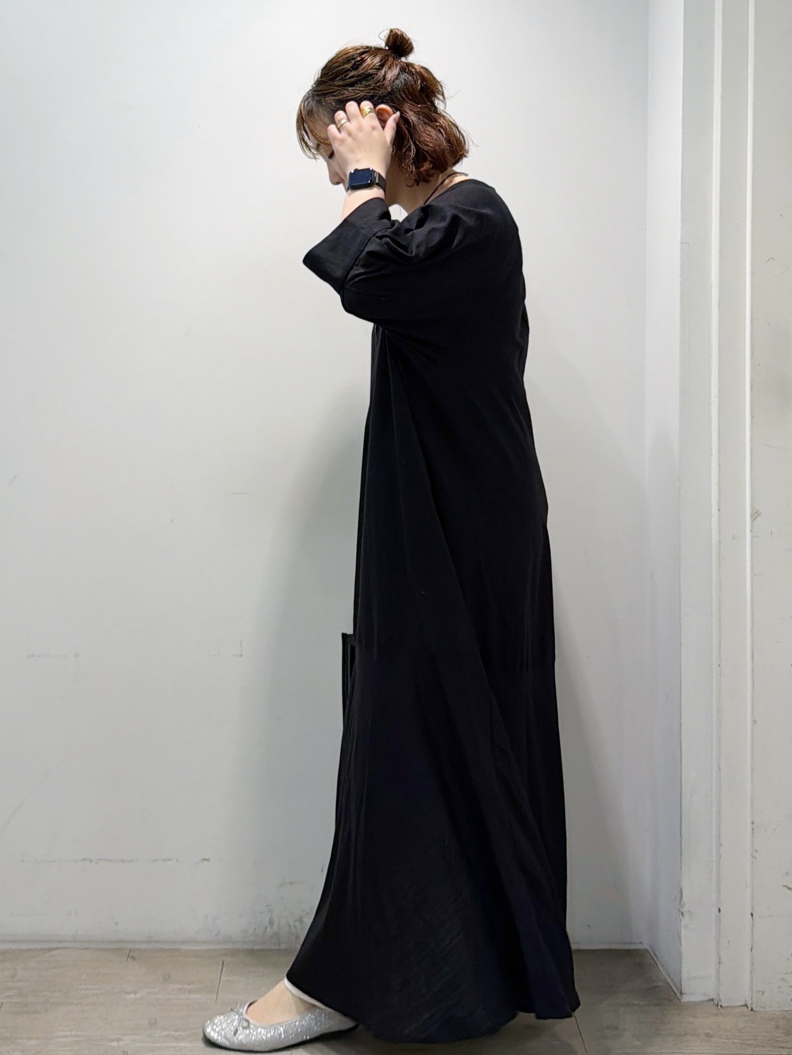 sumicaさんの「OPAQUE.CLIP｜キーネックロングワンピース【洗える】」を使ったコーディネート