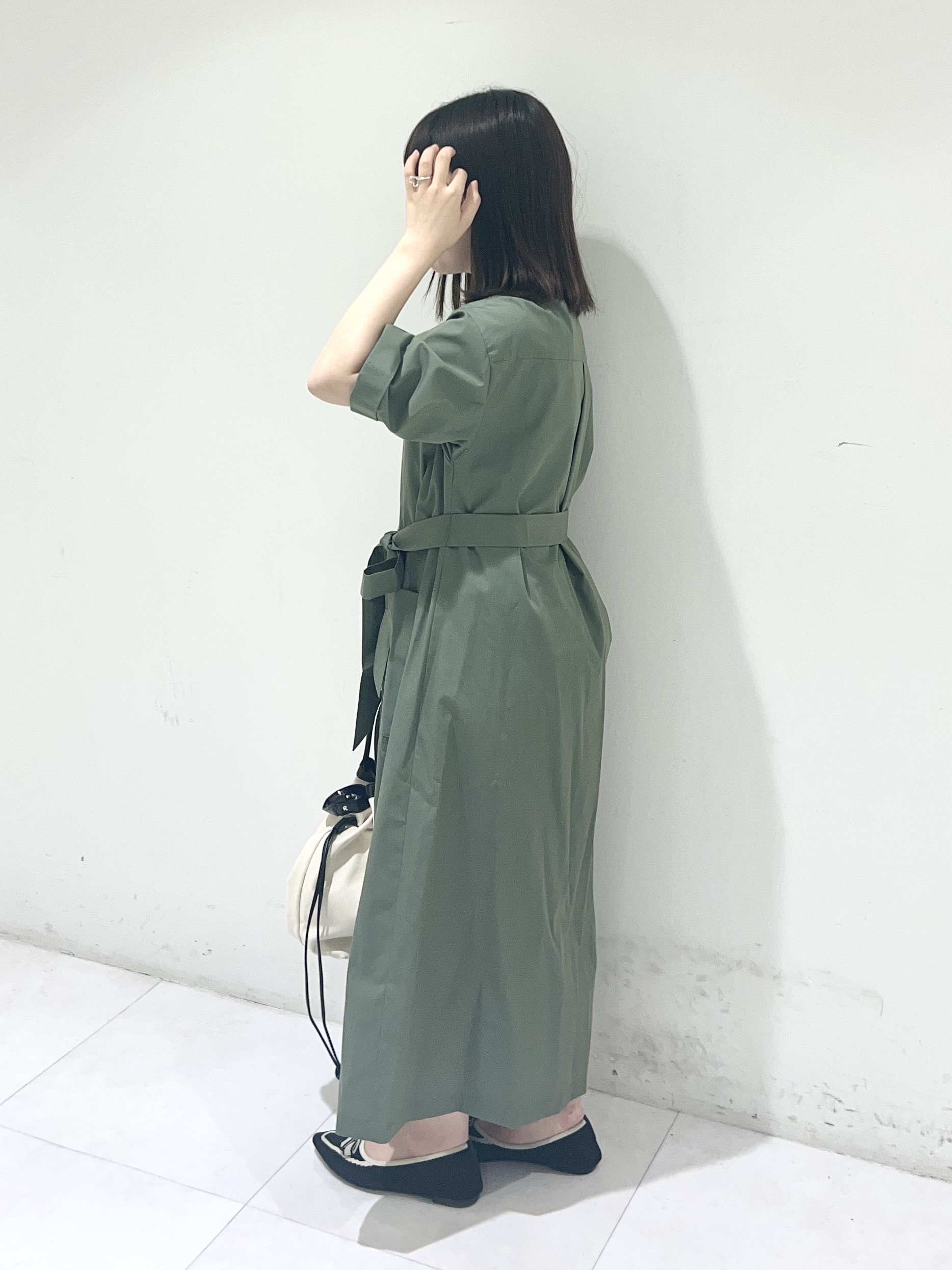Mitsukiさんの「UNTITLED｜◆【洗える/前開きボタン】シャンブレーシャツワンピース」を使ったコーディネート