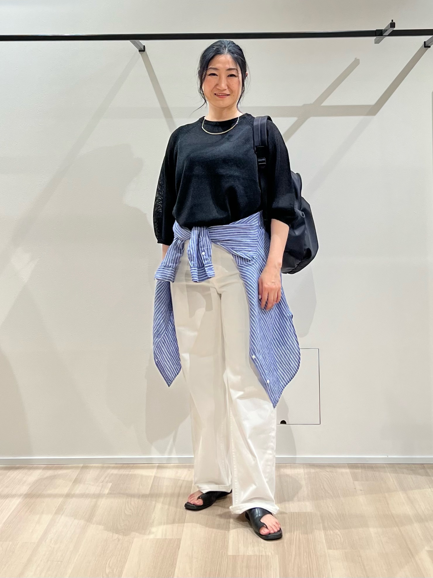 TOMOMIさんの「UNTITLED｜【古畑星夏さん着用/8色展開/程よい透け感】ドライタッチボートネックニット」を使ったコーディネート