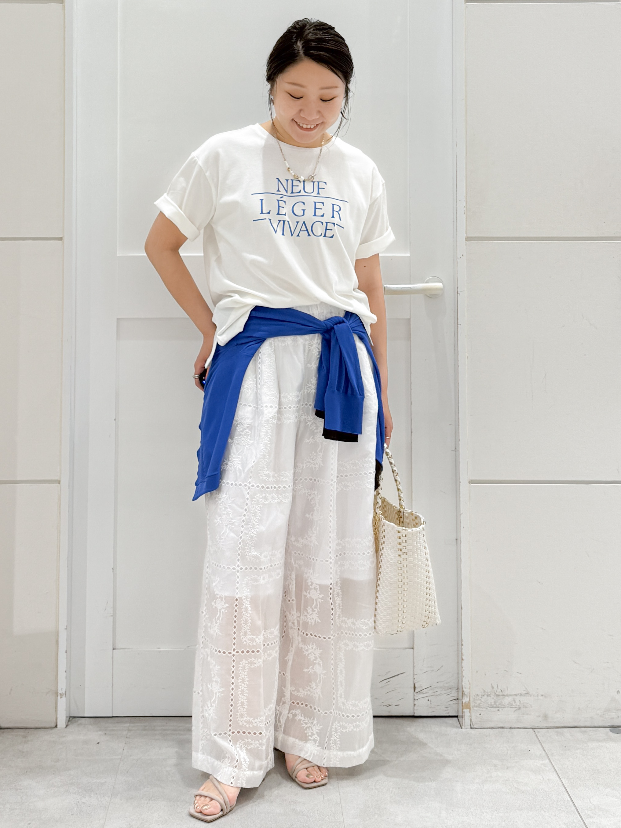 yuka.aさんの「OPAQUE.CLIP｜ロゴプリントアソートTシャツ【洗濯機OK】」を使ったコーディネート