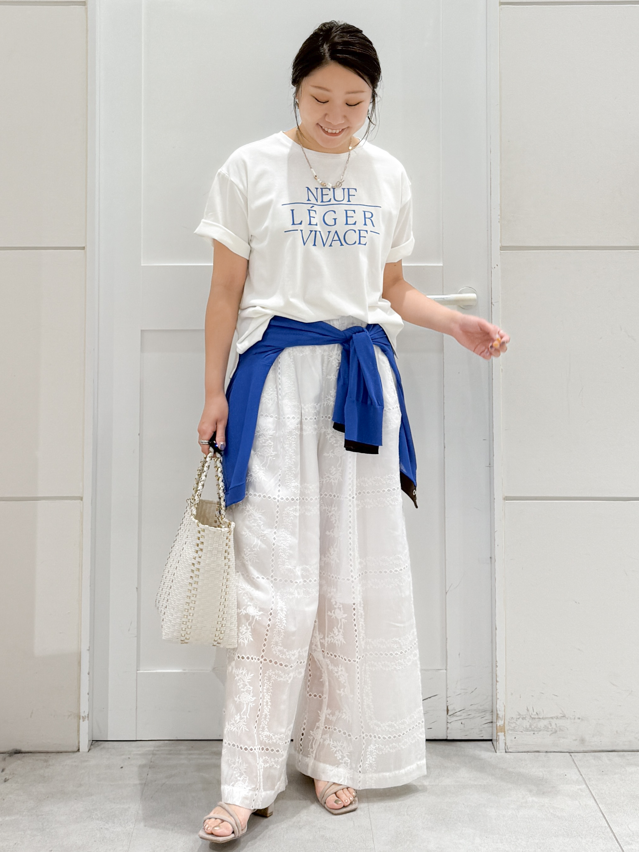 yuka.aさんの「OPAQUE.CLIP｜ロゴプリントアソートTシャツ【洗濯機OK】」を使ったコーディネート