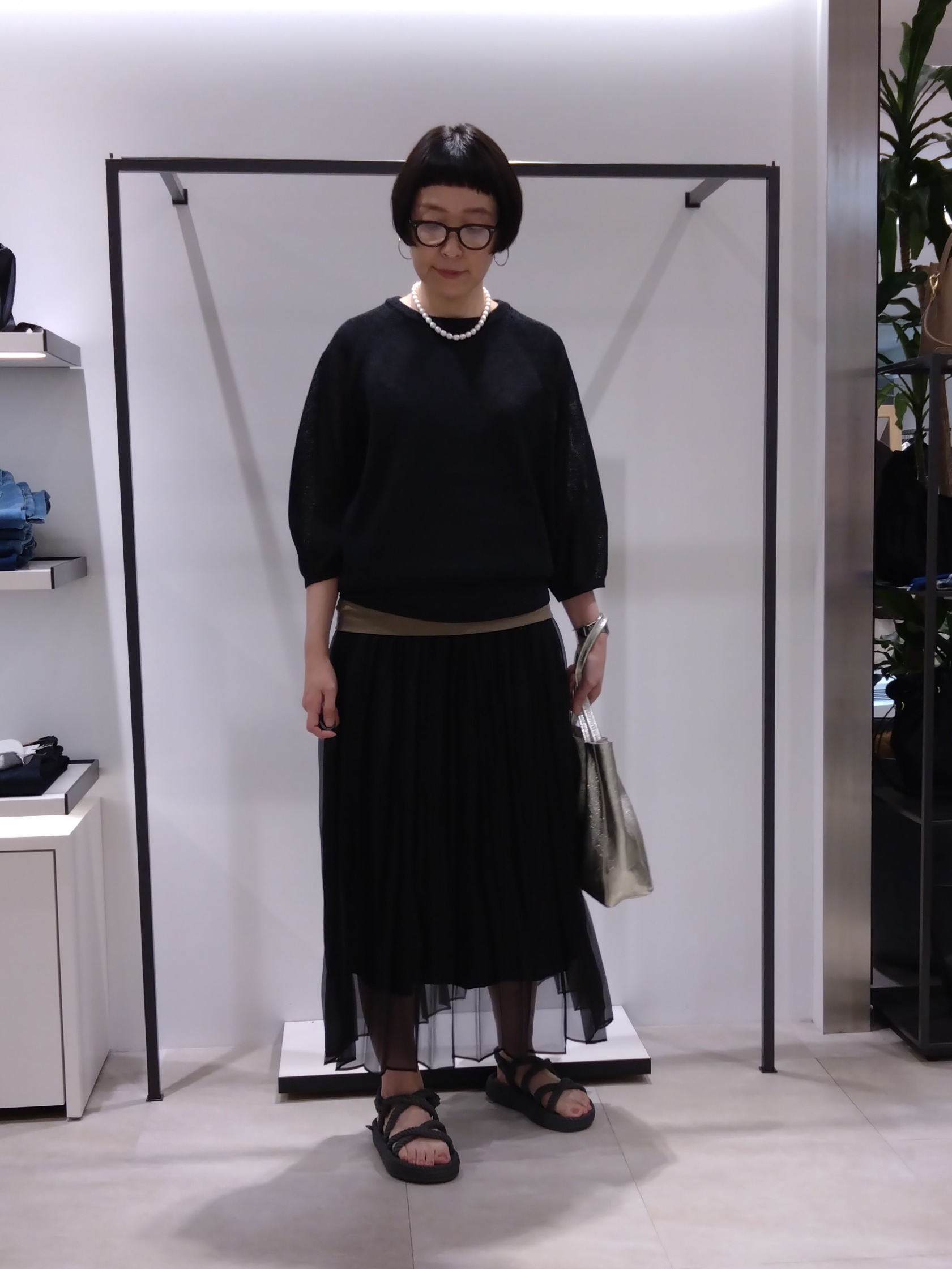 まちこさんの「UNTITLED｜【洗える/ゆったり】クルーネックドライニット」を使ったコーディネート