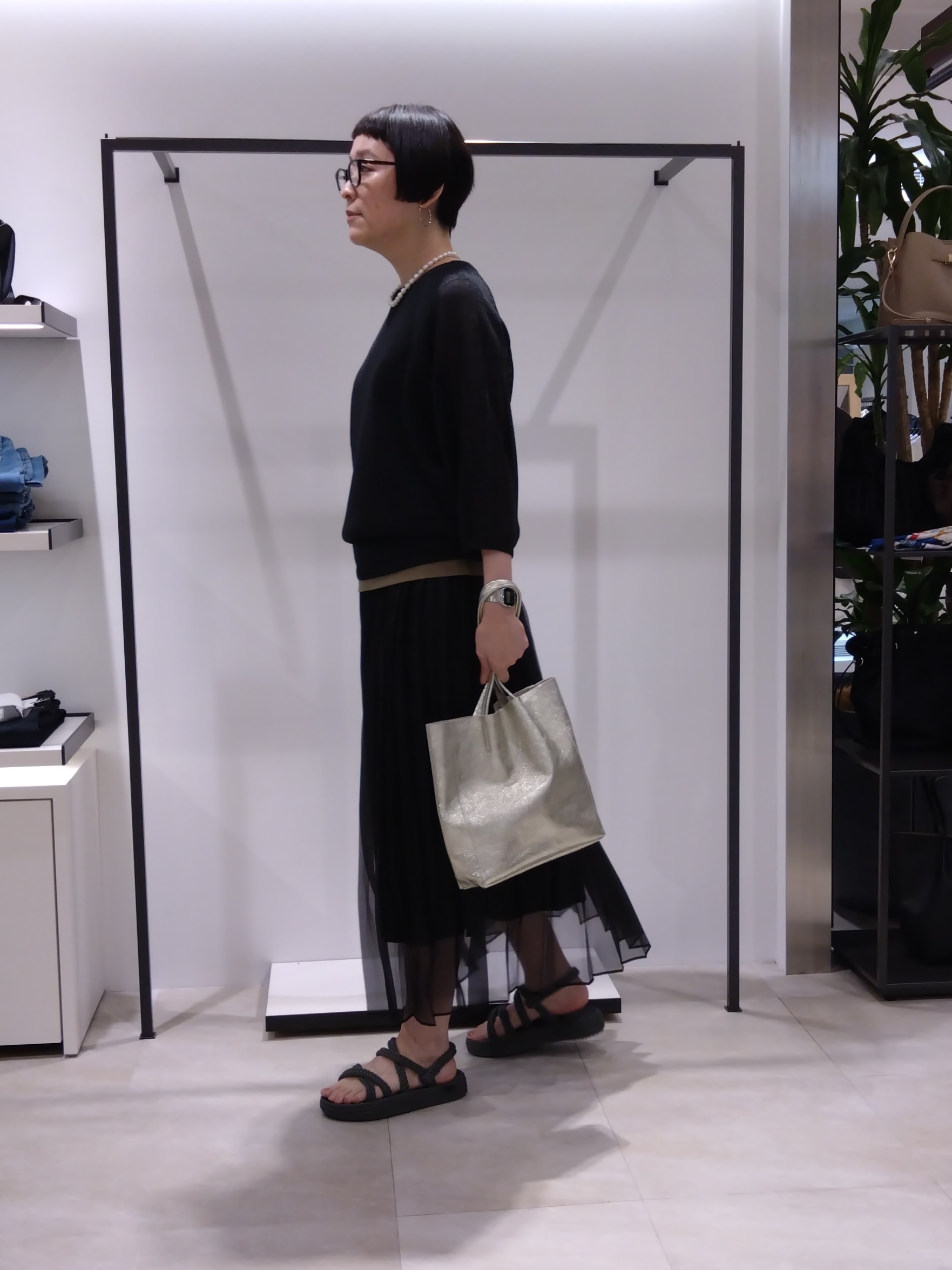 まちこさんの「UNTITLED｜【洗える/ゆったり】クルーネックドライニット」を使ったコーディネート