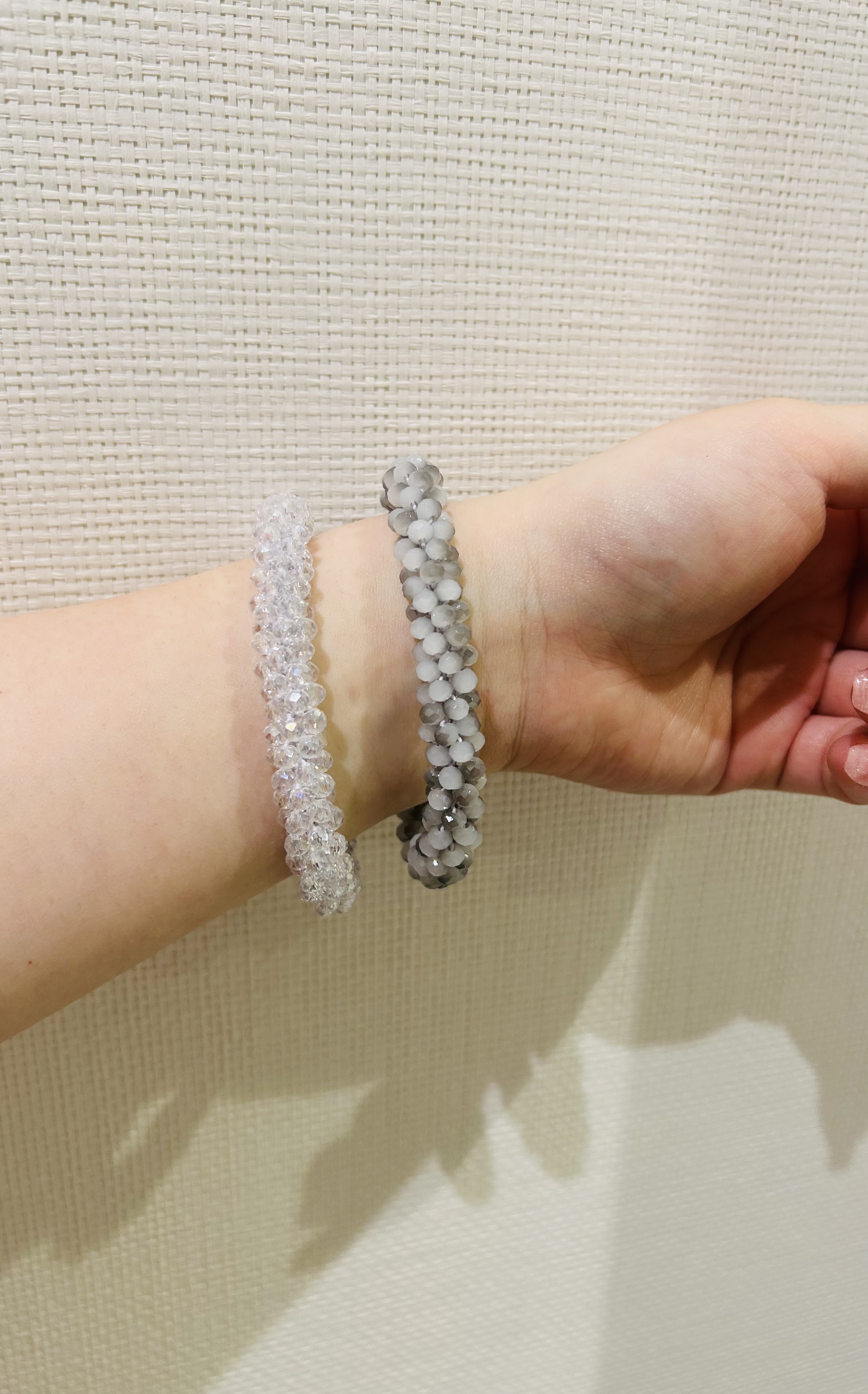 梶さんの「COUP DE CHANCE｜【華やか/ヘアアクセ】ボリュームサテンシュシュ」を使ったコーディネート