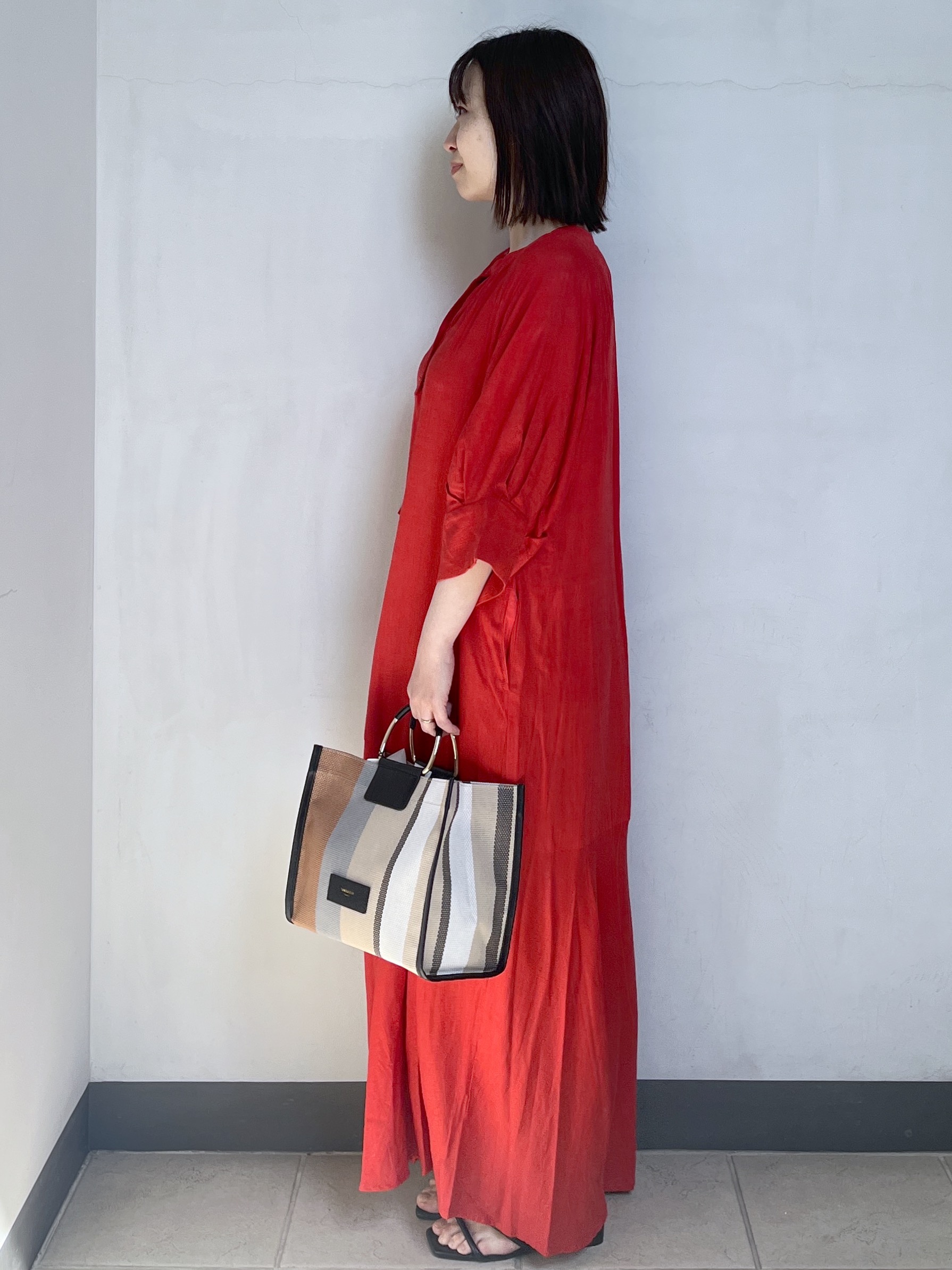mikiさんの「OPAQUE.CLIP｜キーネックロングワンピース【洗える】」を使ったコーディネート