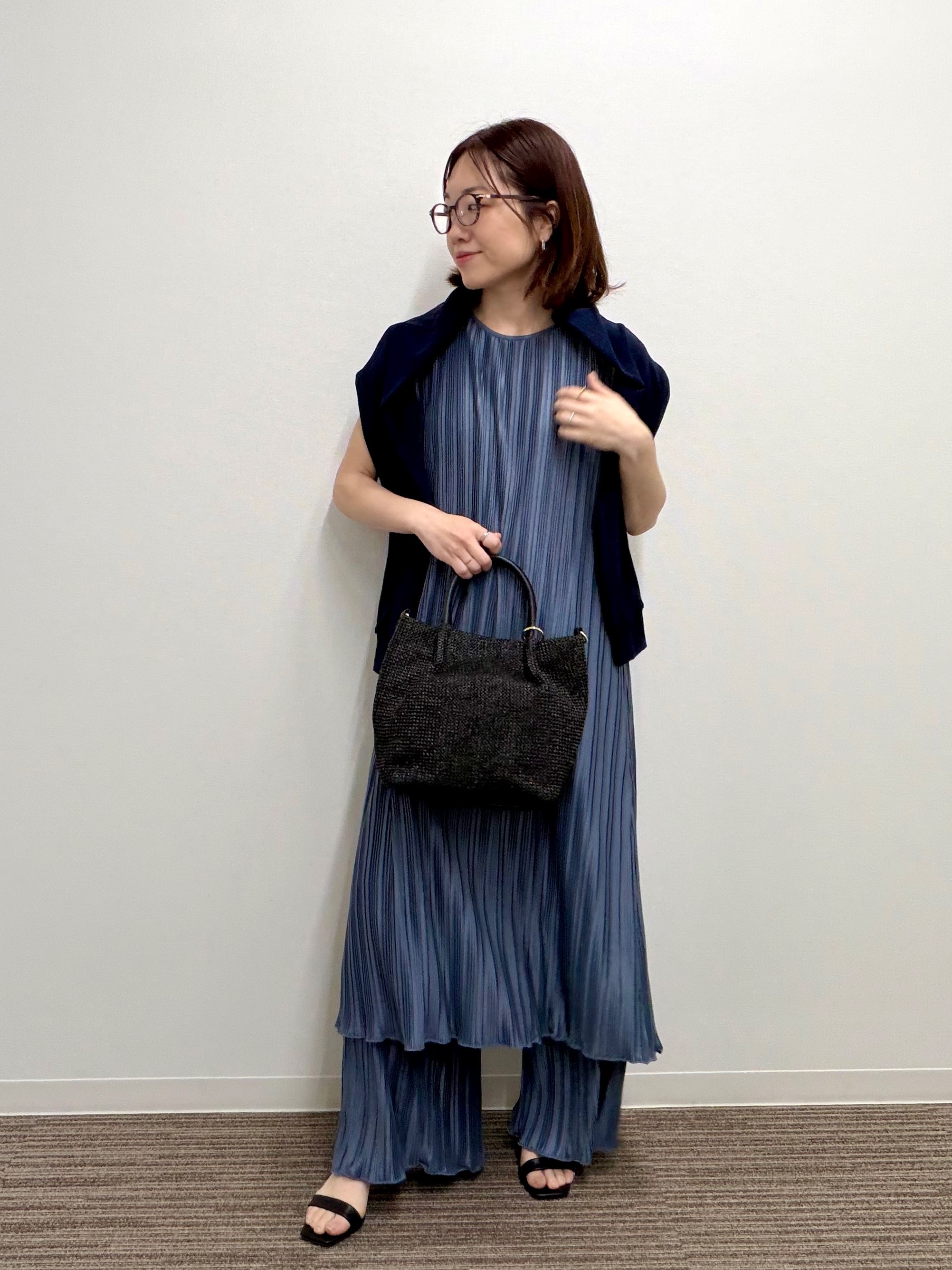saoriさんの「【aruco&times;ITS&rsquo;DEMO】プリーツワンピース」を使ったコーディネート