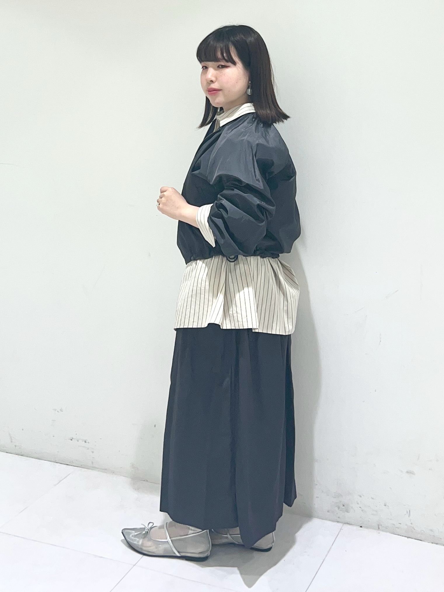 Mitsukiさんの「UNTITLED｜◆【セットアップ可/ウエストゴム】シャイニータイプライタースカート」を使ったコーディネート