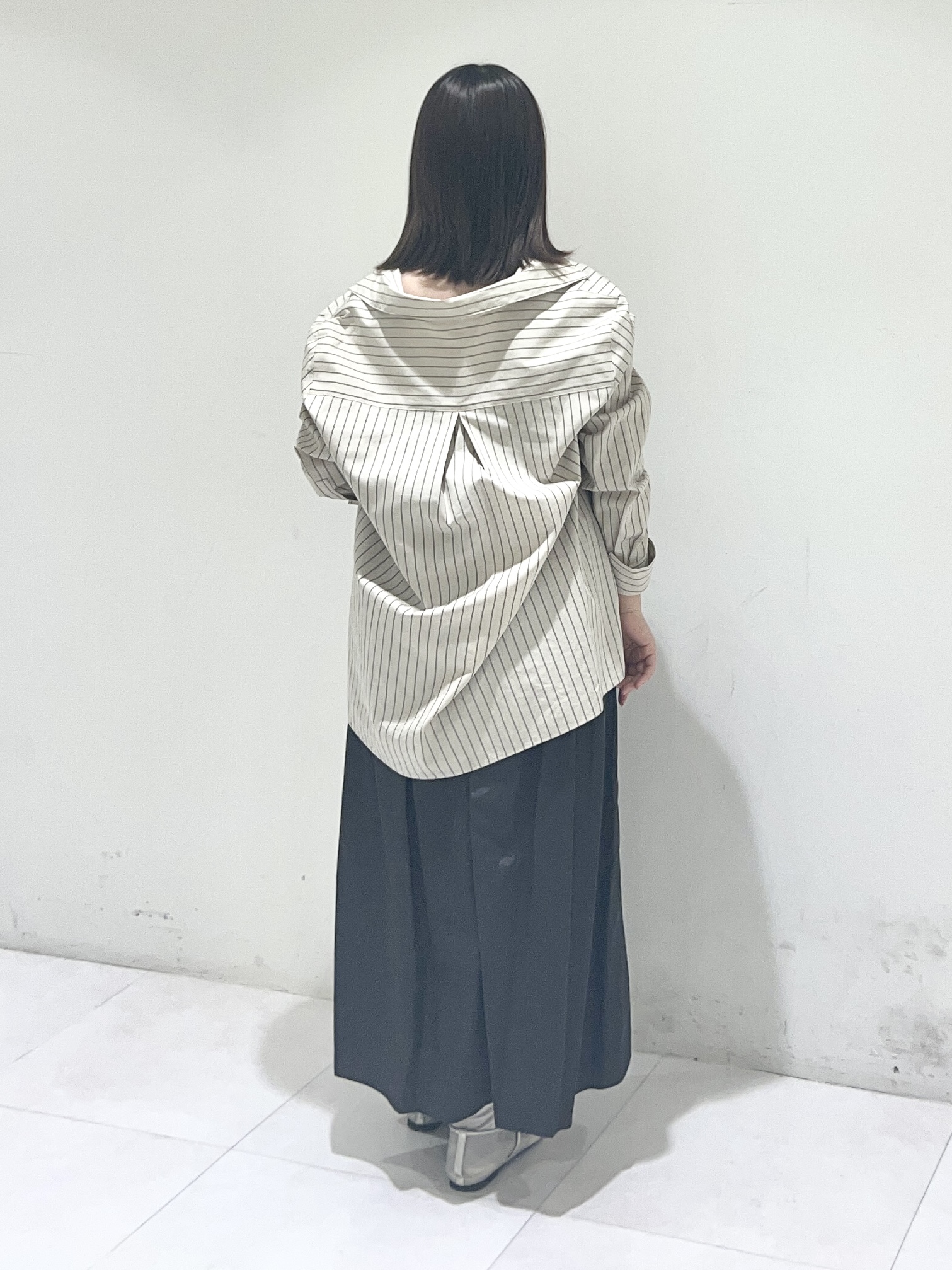 Mitsukiさんの「UNTITLED｜◆【セットアップ可/ウエストゴム】シャイニータイプライタースカート」を使ったコーディネート