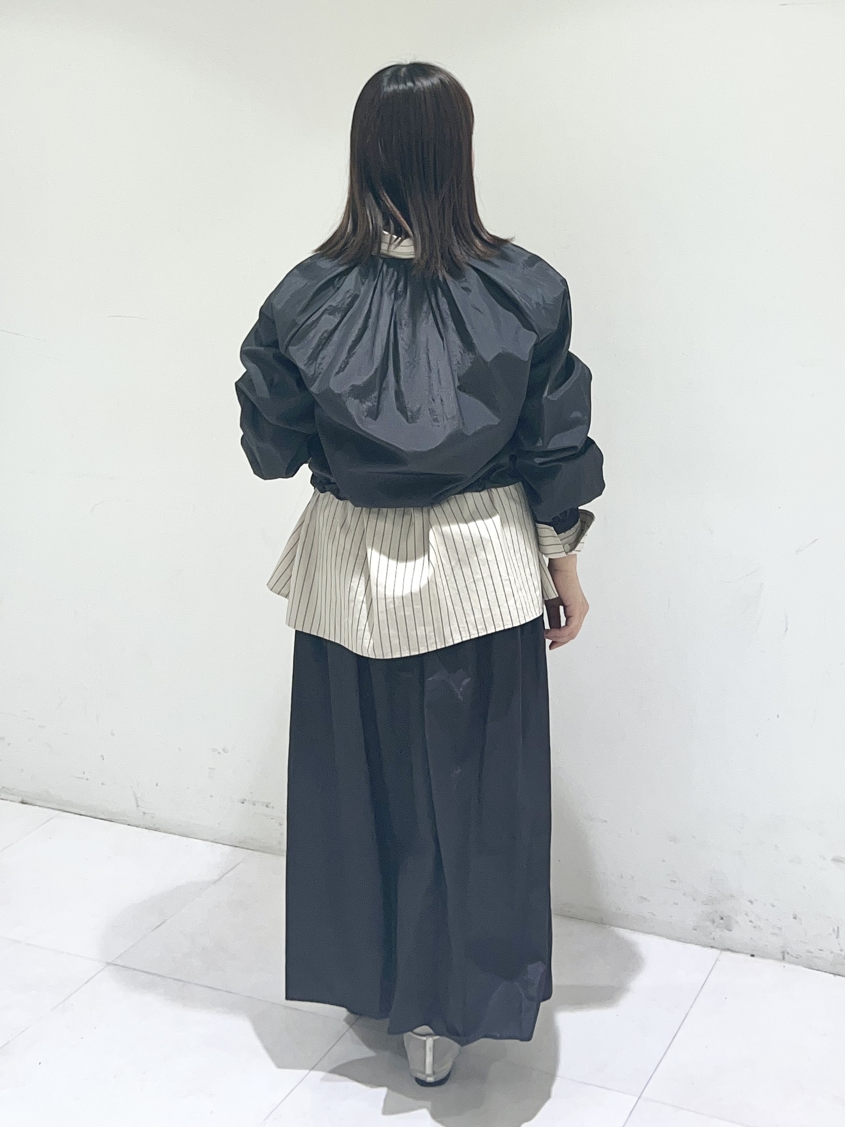 Mitsukiさんの「UNTITLED｜◆【セットアップ可/ウエストゴム】シャイニータイプライタースカート」を使ったコーディネート