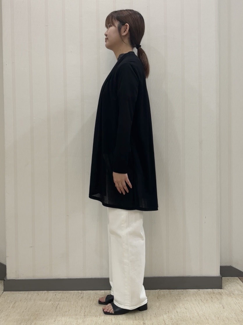 ちひさんの「INDIVI｜【褒められデニム】ワイドストレート デニムパンツ」を使ったコーディネート