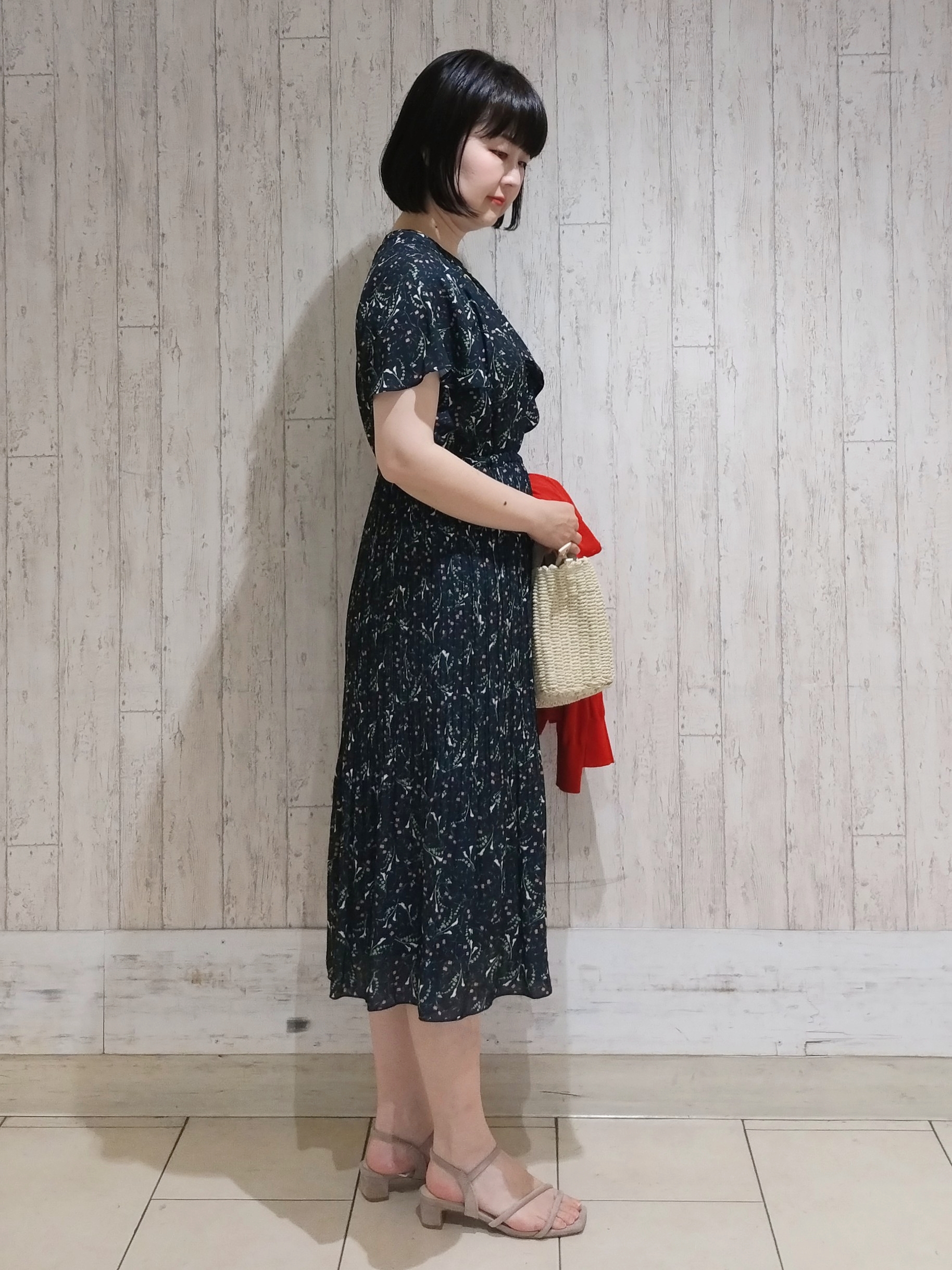 せとなさんの「index｜【接触冷感】ビジューボタンカーディガン《抗ピリング／洗濯機OK》」を使ったコーディネート