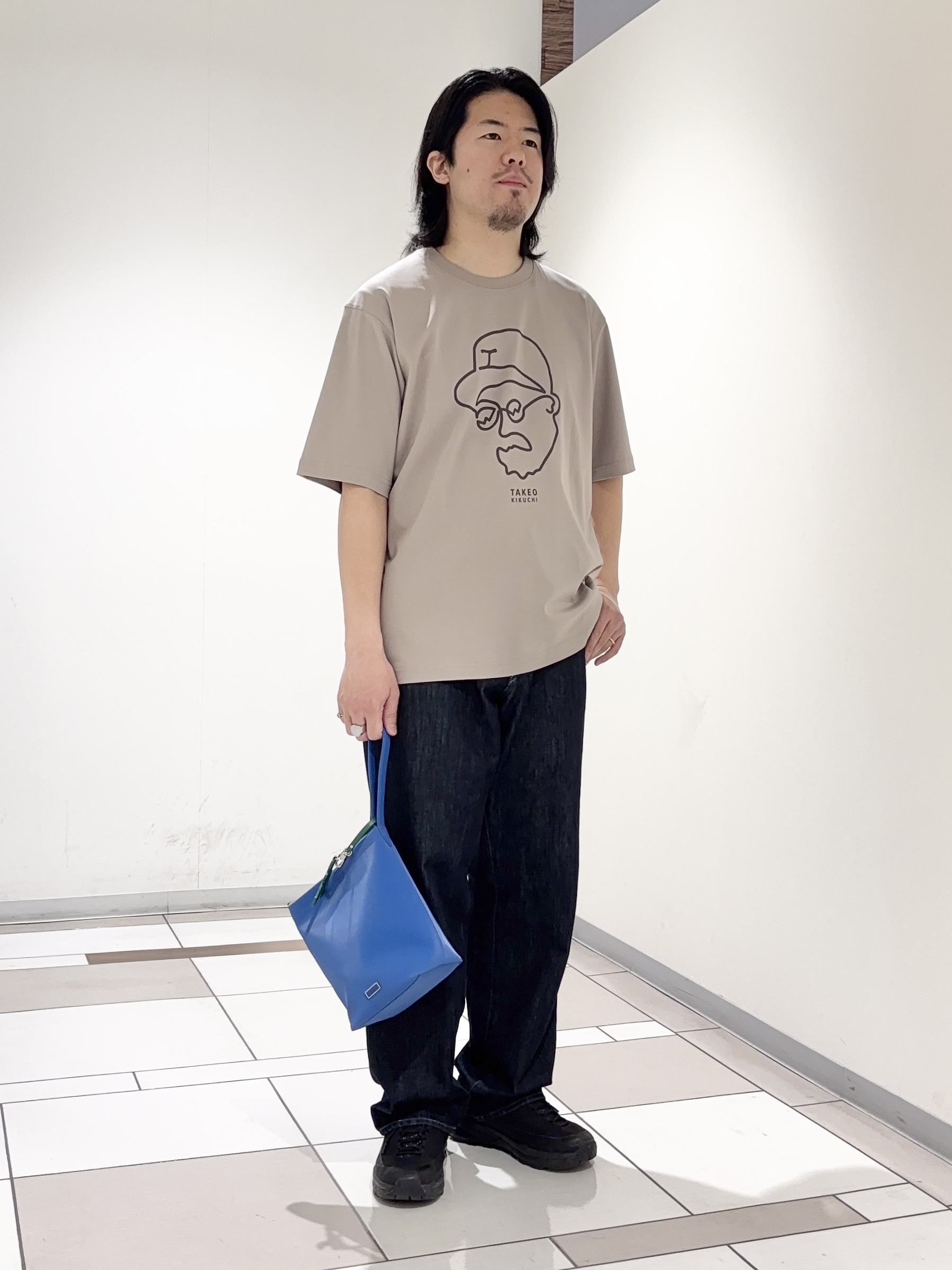 及川さんの「TAKEO KIKUCHI｜【BOWLER HAT LABEL】アイスクリアコットン ワンストローク 半袖Tシャツ」を使ったコーディネート