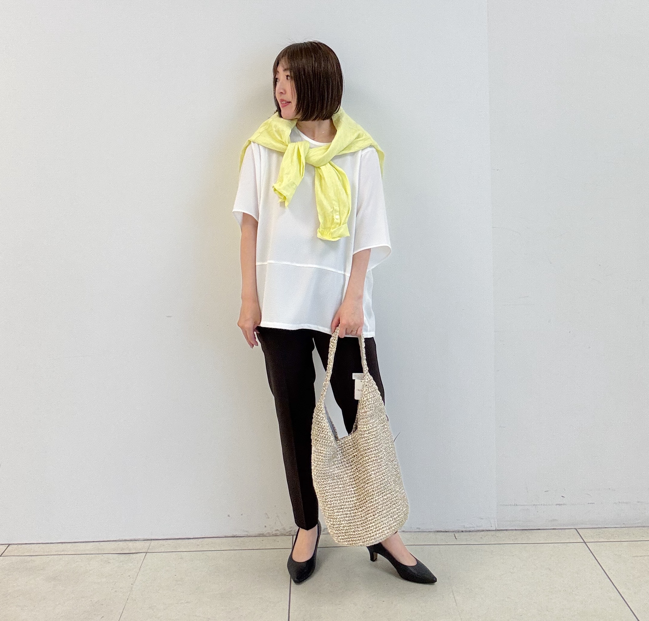 yoshiyaさんの「INDIVI｜【洗える／2WAY／裾ドロスト付き】 ドルマンスリーブチュニックトップス」を使ったコーディネート