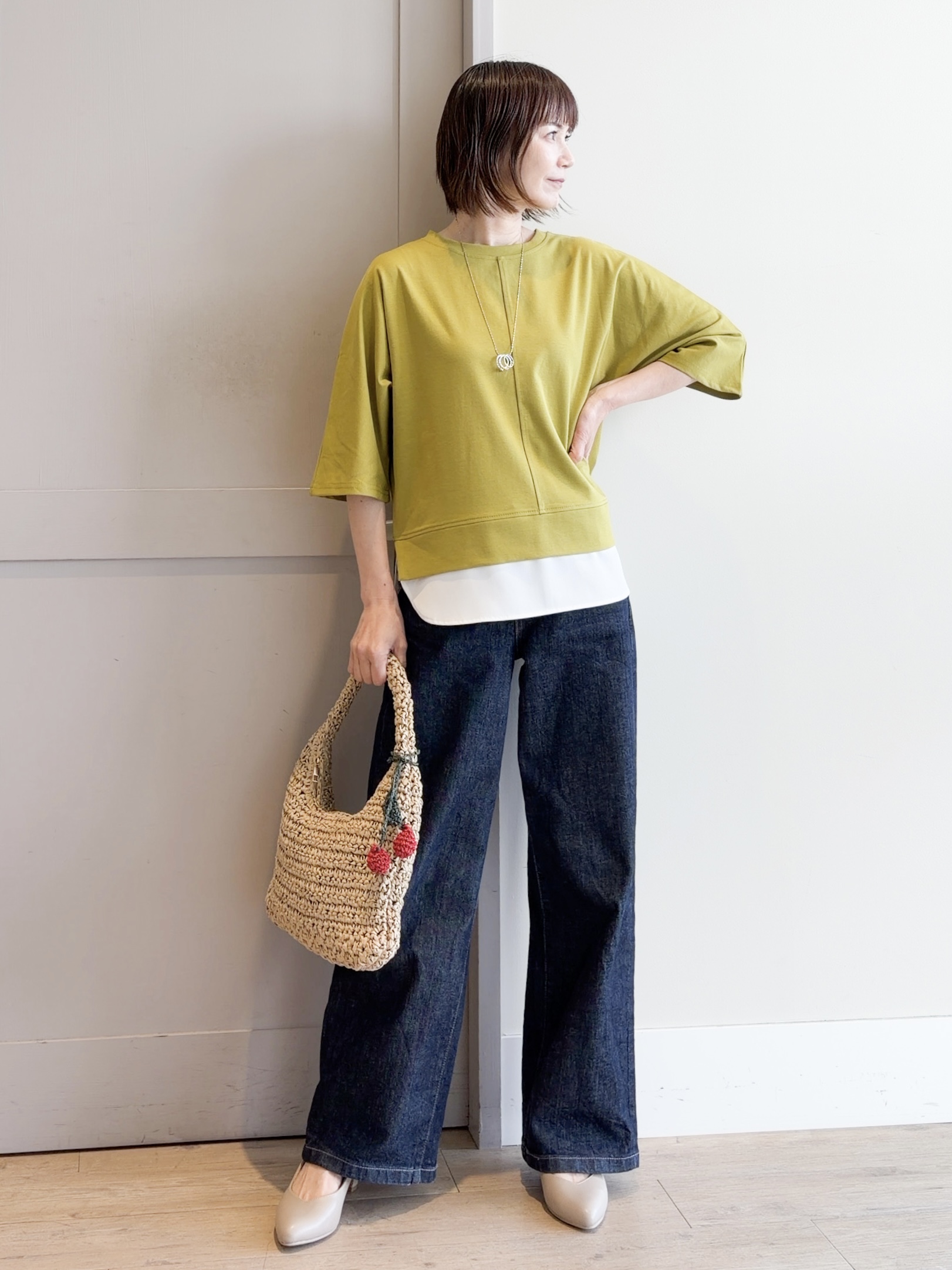 yamakoさんの「grove｜【時短コーデ】シルキーポンチレイヤード風セットアップ」を使ったコーディネート