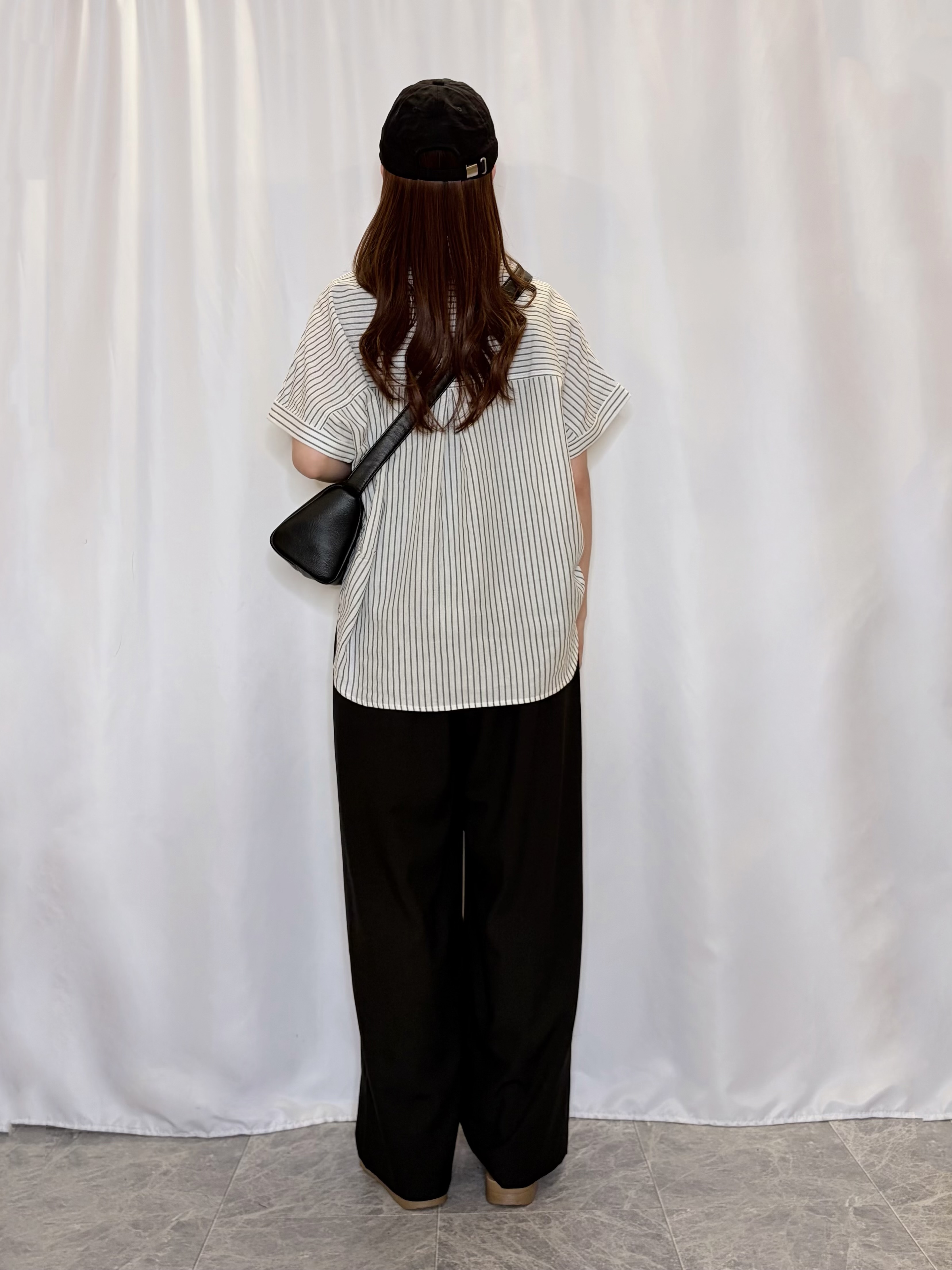 おうめさんの「SHOO･LA･RUE｜【UV/吸水速乾/抗菌防臭】インせず着られる フレンチリネンスキッパーシャツ」を使ったコーディネート