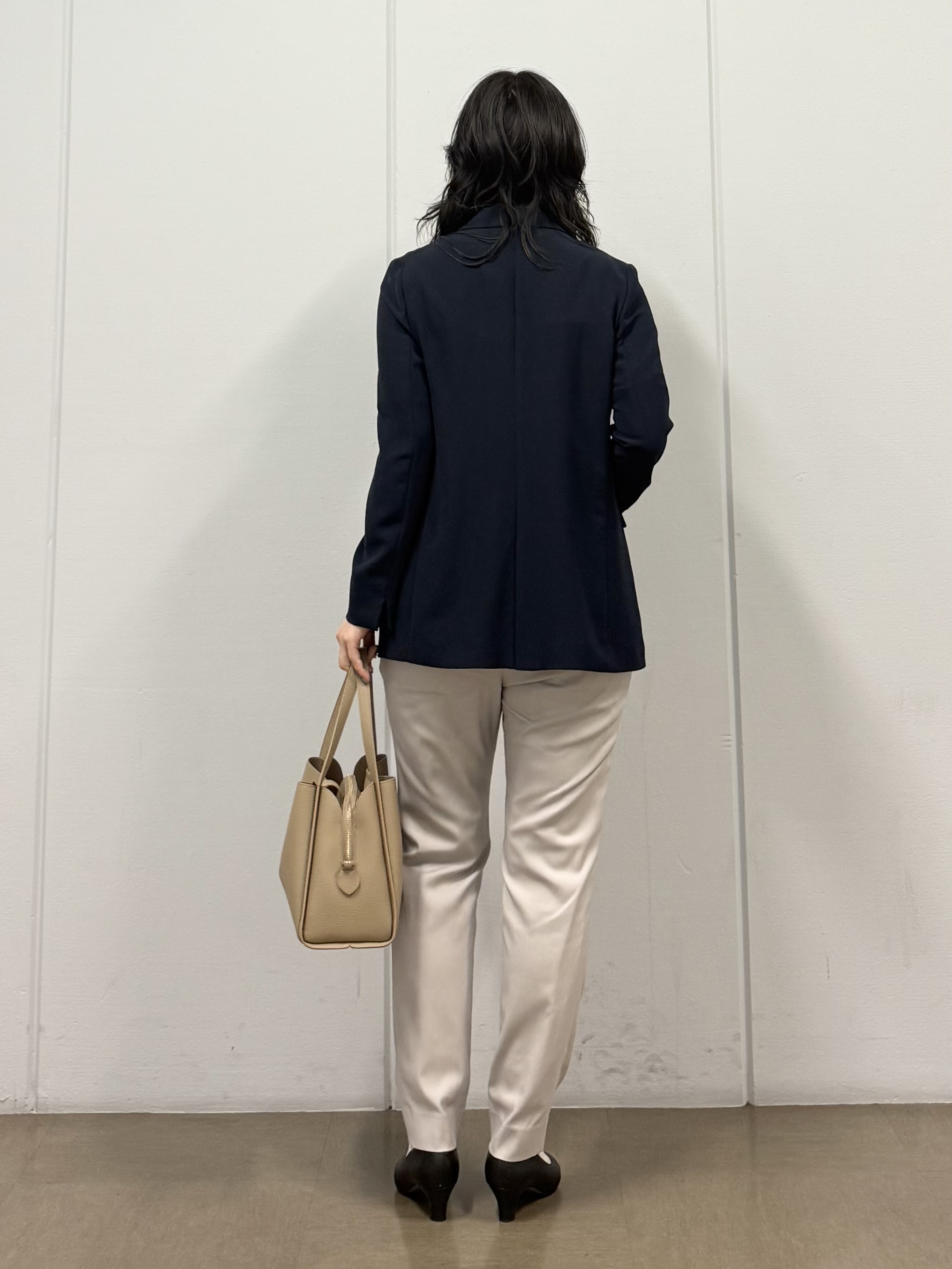 mizukiさんの「INDIVI｜【着る日傘／SETUP可能】ビスチェレイヤード風トップス」を使ったコーディネート