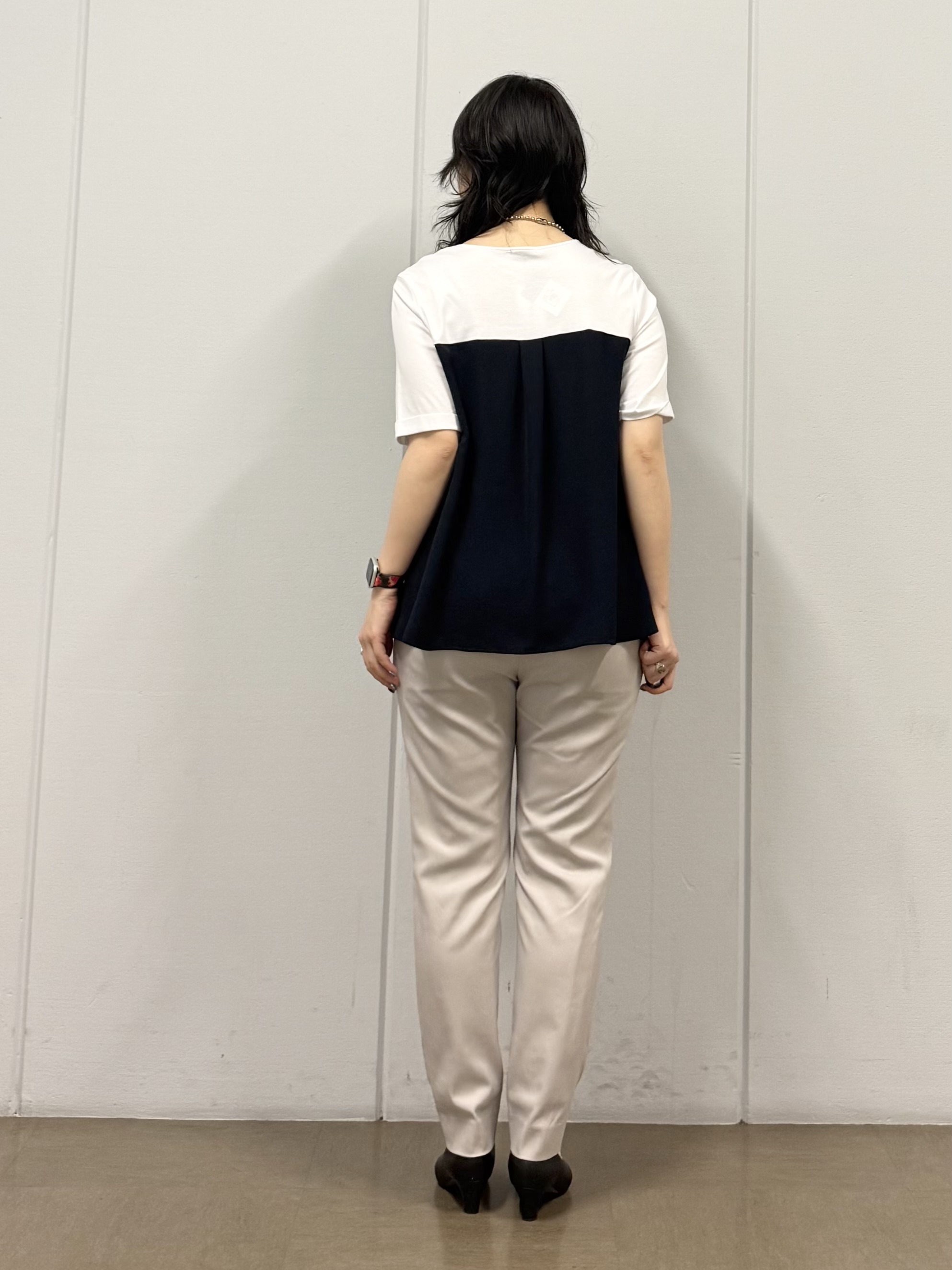 mizukiさんの「INDIVI｜【着る日傘／SETUP可能】ビスチェレイヤード風トップス」を使ったコーディネート