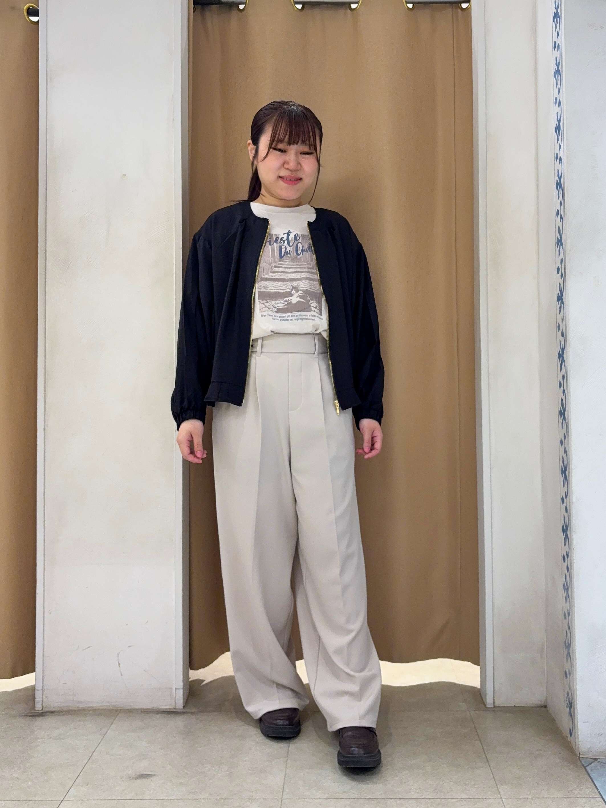 SO(R)Aさんの「SHOO･LA･RUE｜【洗濯機可/S-LL】オンにもオフにも マルチに使えるボタンレスカーディガン」を使ったコーディネート