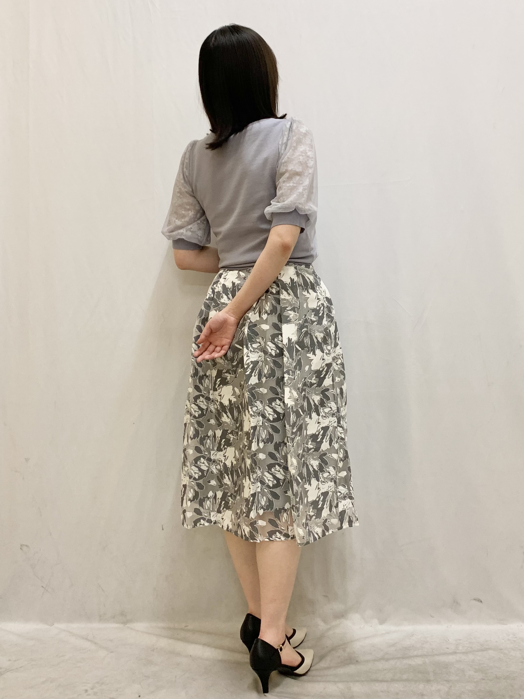 kasumiさんの「index｜【UVケア】レーススリーブハートネックニット《洗濯機OK／抗ピル／XS～LL》」を使ったコーディネート
