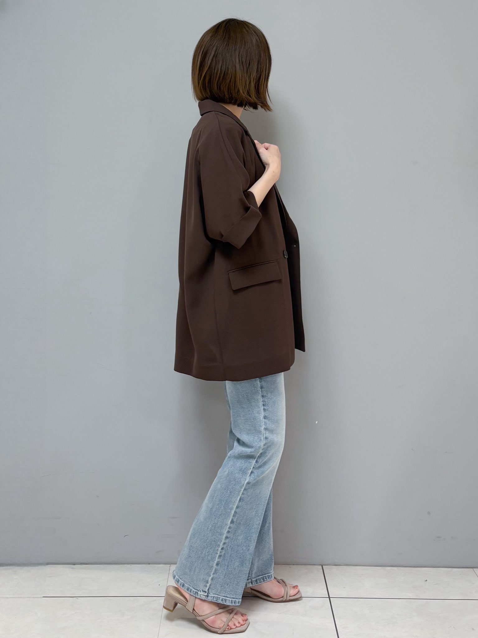 yさんの「OPAQUE.CLIP｜アソートロゴTシャツ【洗濯機OK】」を使ったコーディネート